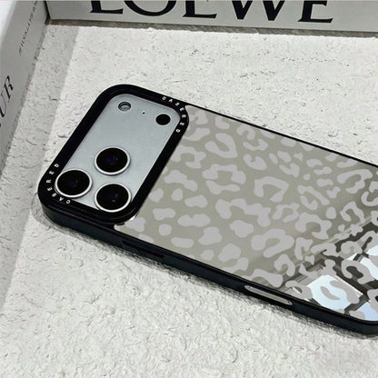1pc New Silver Mirror Phone Case Full Screen Light Gray Leopard Print Creative Pattern Premium Anti-Drop Protective Cover Large Camera Hole Soft Edge Hard Shell Suitable For IPhone 17/Air/17Pro/17PROM