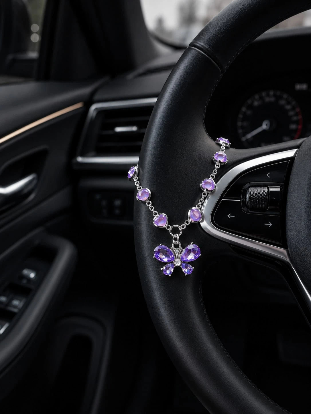 1Pc Purple Rhinestone Butterfly & Heart Car Hanging Ornament, Elegant Crystal Pendant For Rearview Mirror/Steering Wheel/Bag, Fashionable Gift For Valentine's Day & Parties,Stylish And Exquisite Decor