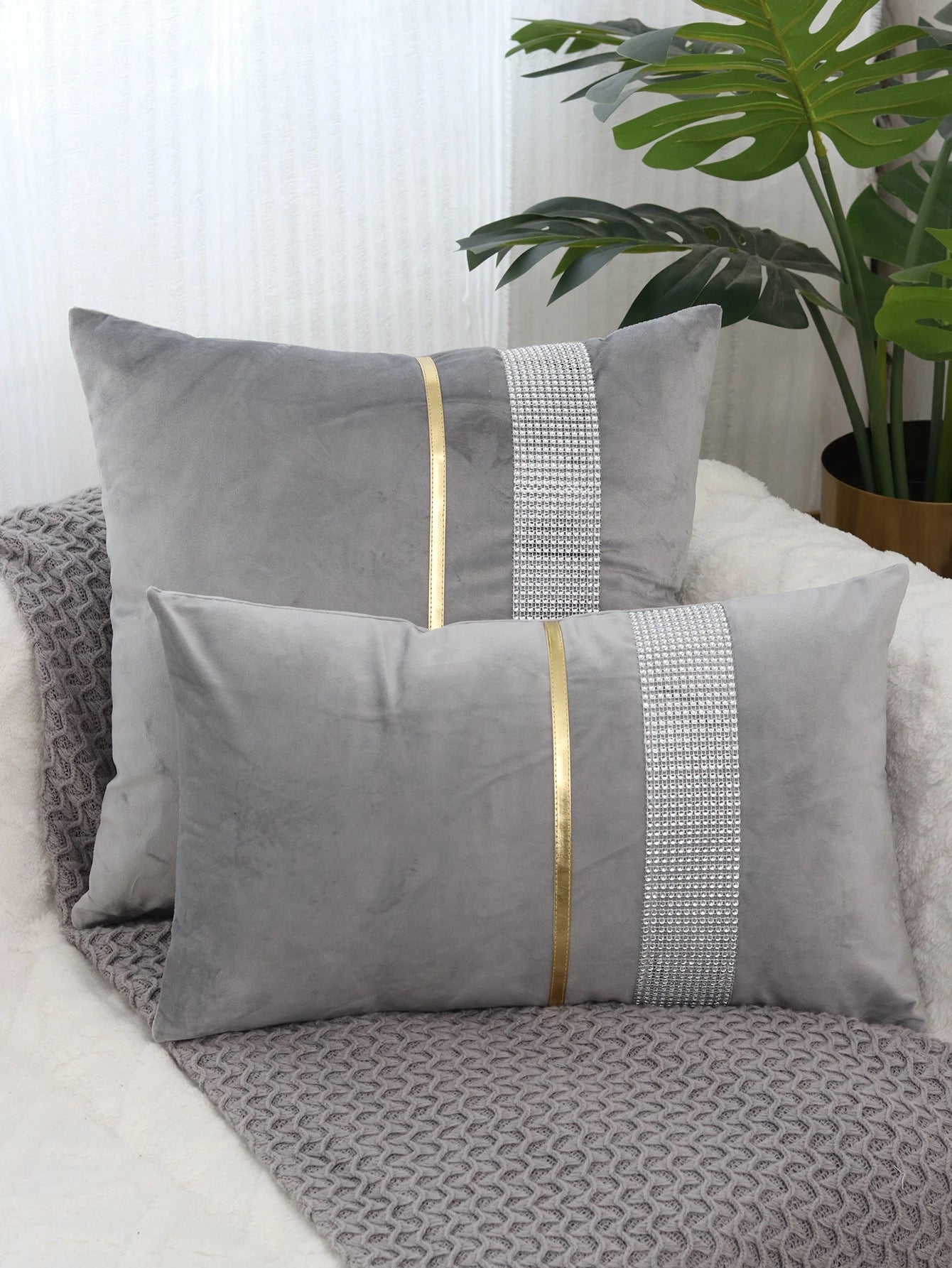 1pc Rhinestone Decor Cushion Cover Without Filler, Modern Throw Pillow Case For Sofa, Home Decor