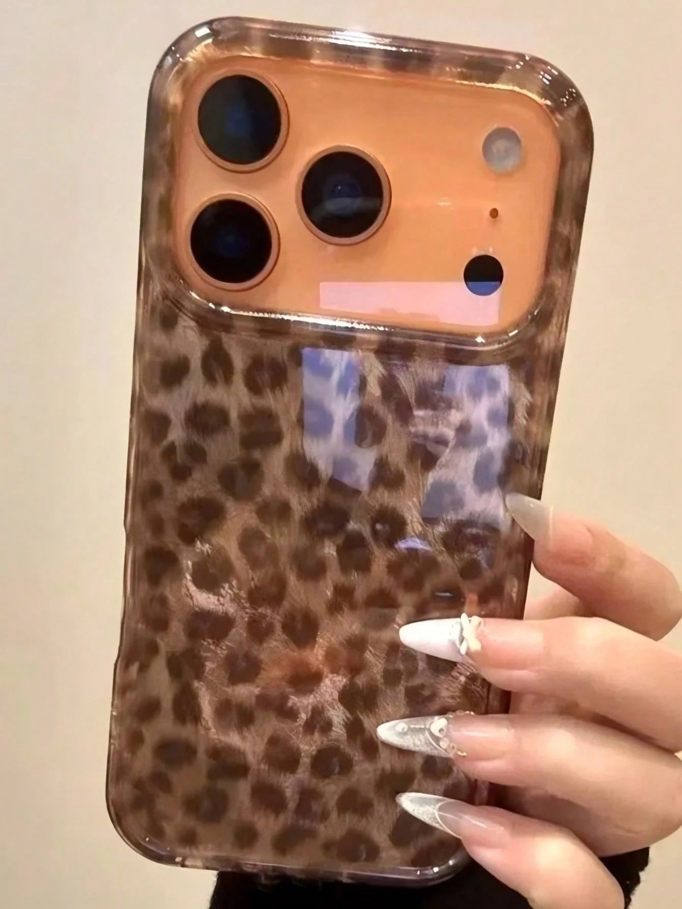 1pc Shiny Sequin Asymmetrical Wavy Pattern Glossy IMD Phone Case, Suitable For IPhone 17 Pro Max, 17 Pro, 16 Pro Max, 15 Pro Max, 14 Pro Max, 13 Pro Max, 16, 15, 14 Plus, 13, 12 Pro, 11, Cute Shiny So