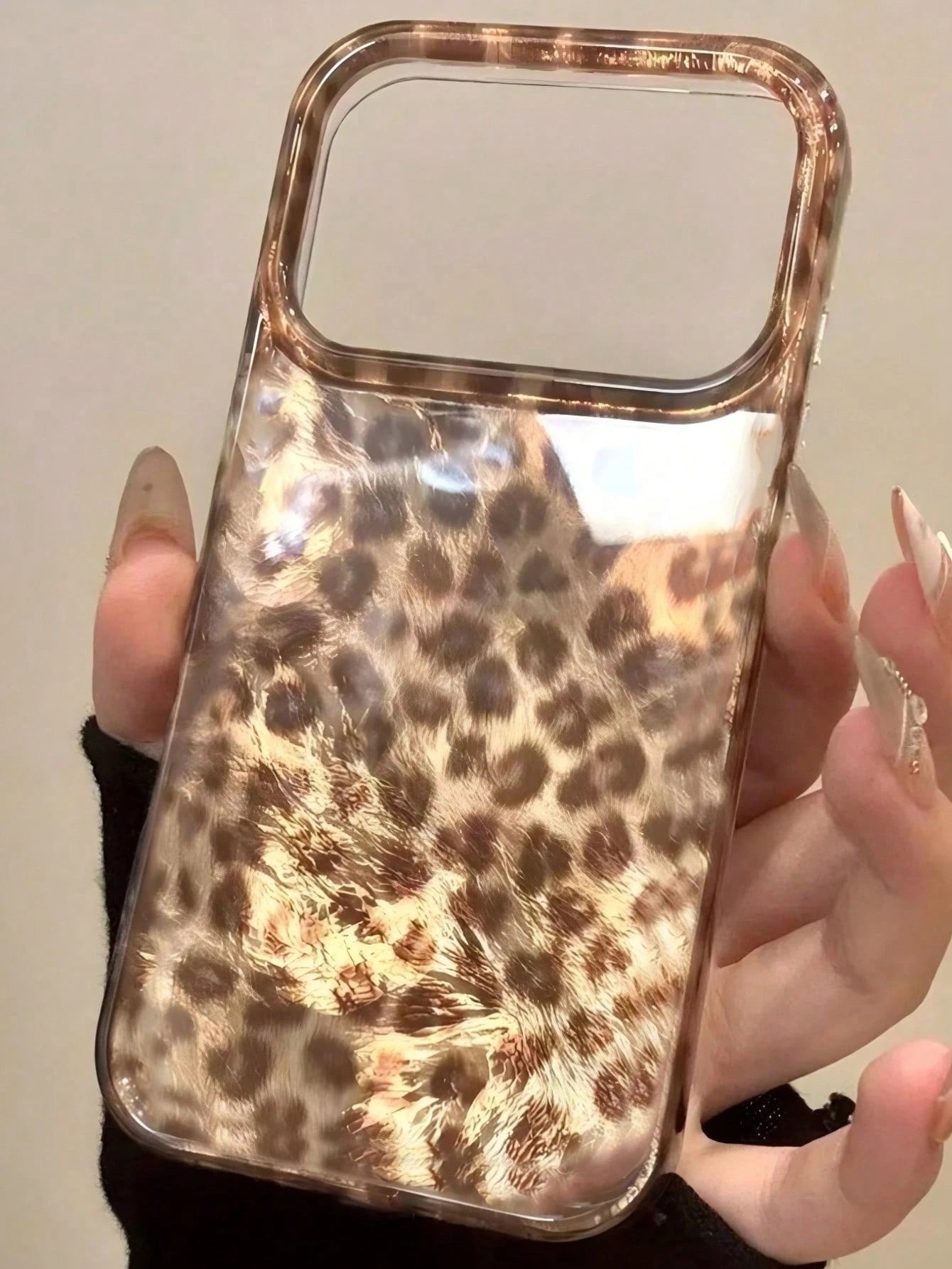 1pc Shiny Sequin Asymmetrical Wavy Pattern Glossy IMD Phone Case, Suitable For IPhone 17 Pro Max, 17 Pro, 16 Pro Max, 15 Pro Max, 14 Pro Max, 13 Pro Max, 16, 15, 14 Plus, 13, 12 Pro, 11, Cute Shiny So