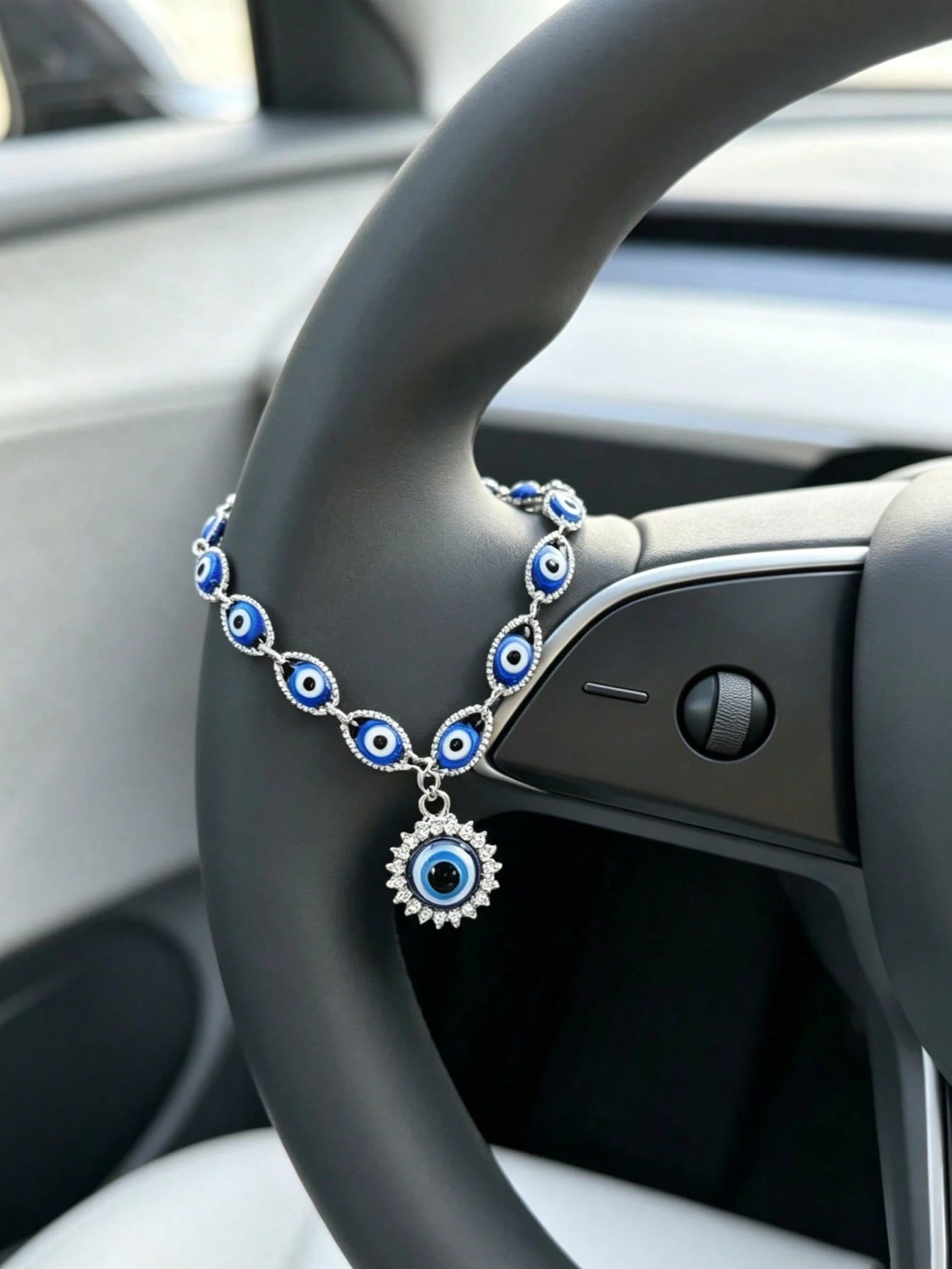 1pc Silver Blue Evil Eye Car Steering Wheel Chain, Sparkling Rhinestone Turkish Evil Eye Pendant Decoration, Bohemian Style Car Interior Decor For Good Luck And Protection, Suitable For Most Car Model