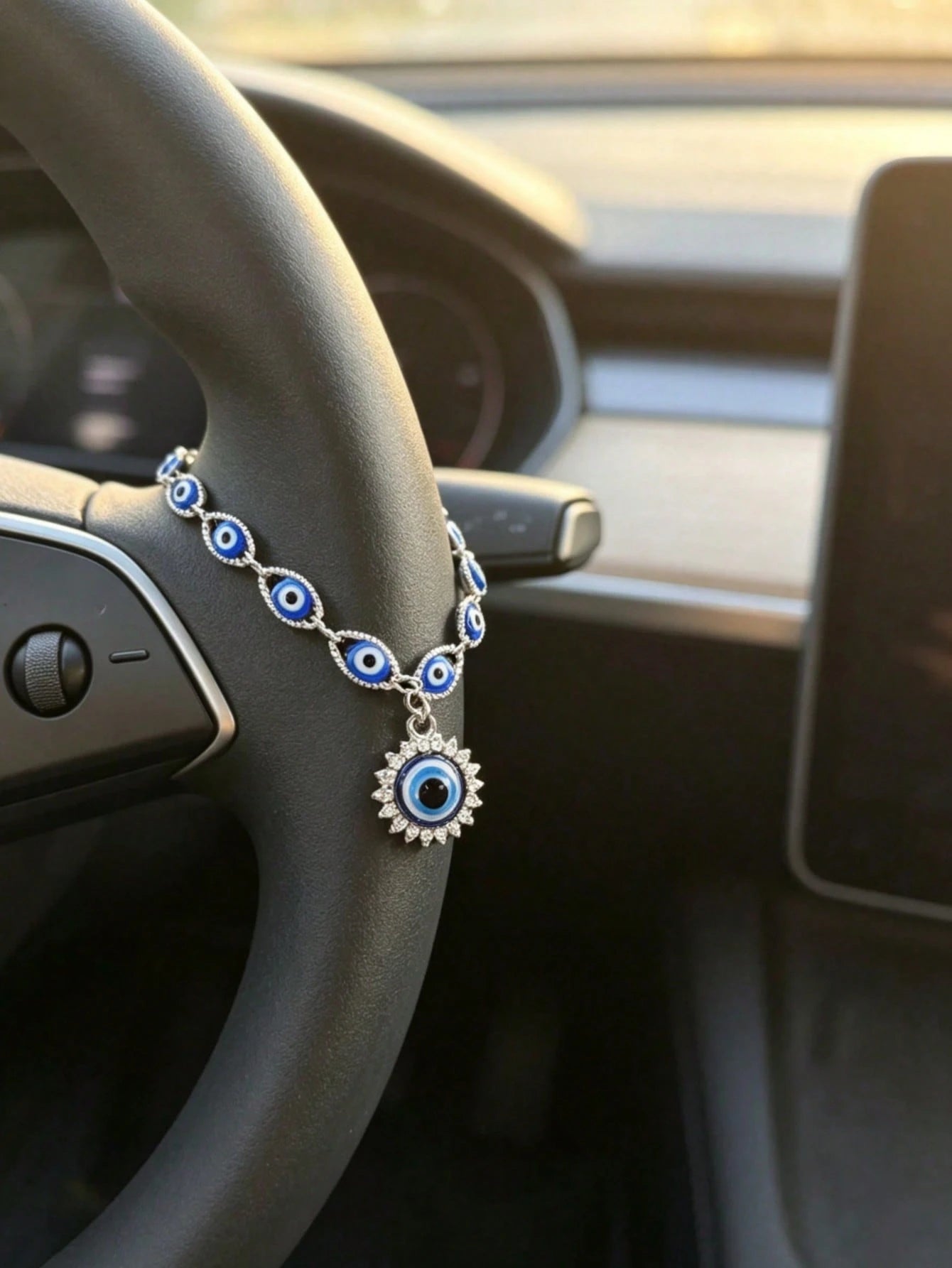1pc Silver Blue Evil Eye Car Steering Wheel Chain, Sparkling Rhinestone Turkish Evil Eye Pendant Decoration, Bohemian Style Car Interior Decor For Good Luck And Protection, Suitable For Most Car Model