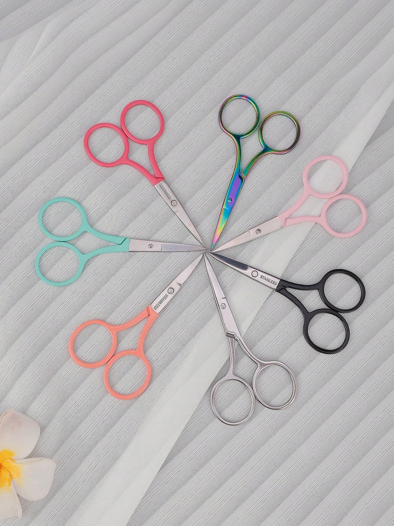 1pc Stainless Steel Beauty Scissors, Household Eyebrow Trimmer, Small Scissors For Makeup And Grooming