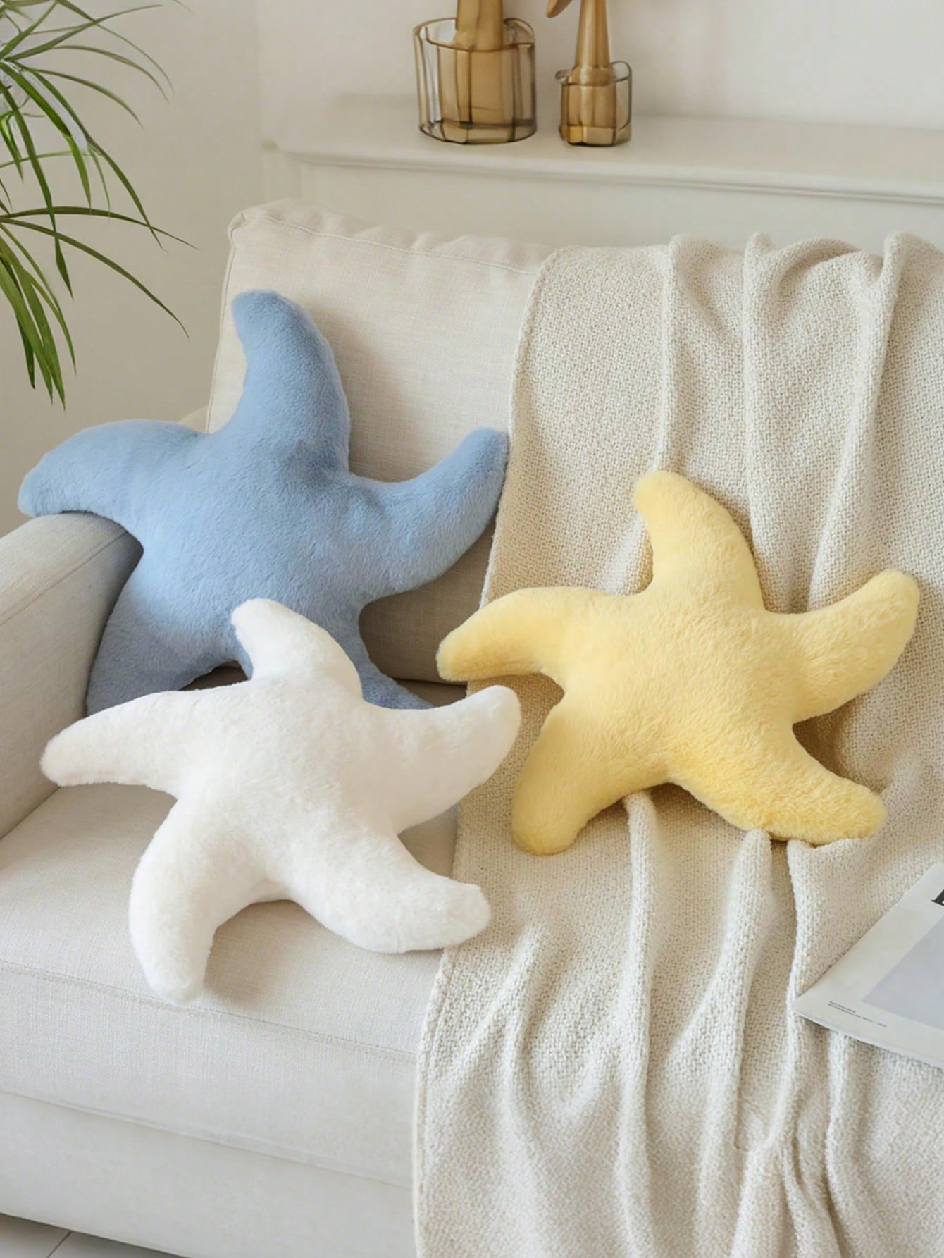 1pc Starfish Throw Pillow, Sofa Bed Decorative Pillow, Aesthetic Room Decor Accent Pillow, Soft Faux Rabbit Fur, Living Room, Bedroom Decor, Room Arrangement, Party Gift, Outdoor Pillow, Garden Cushio