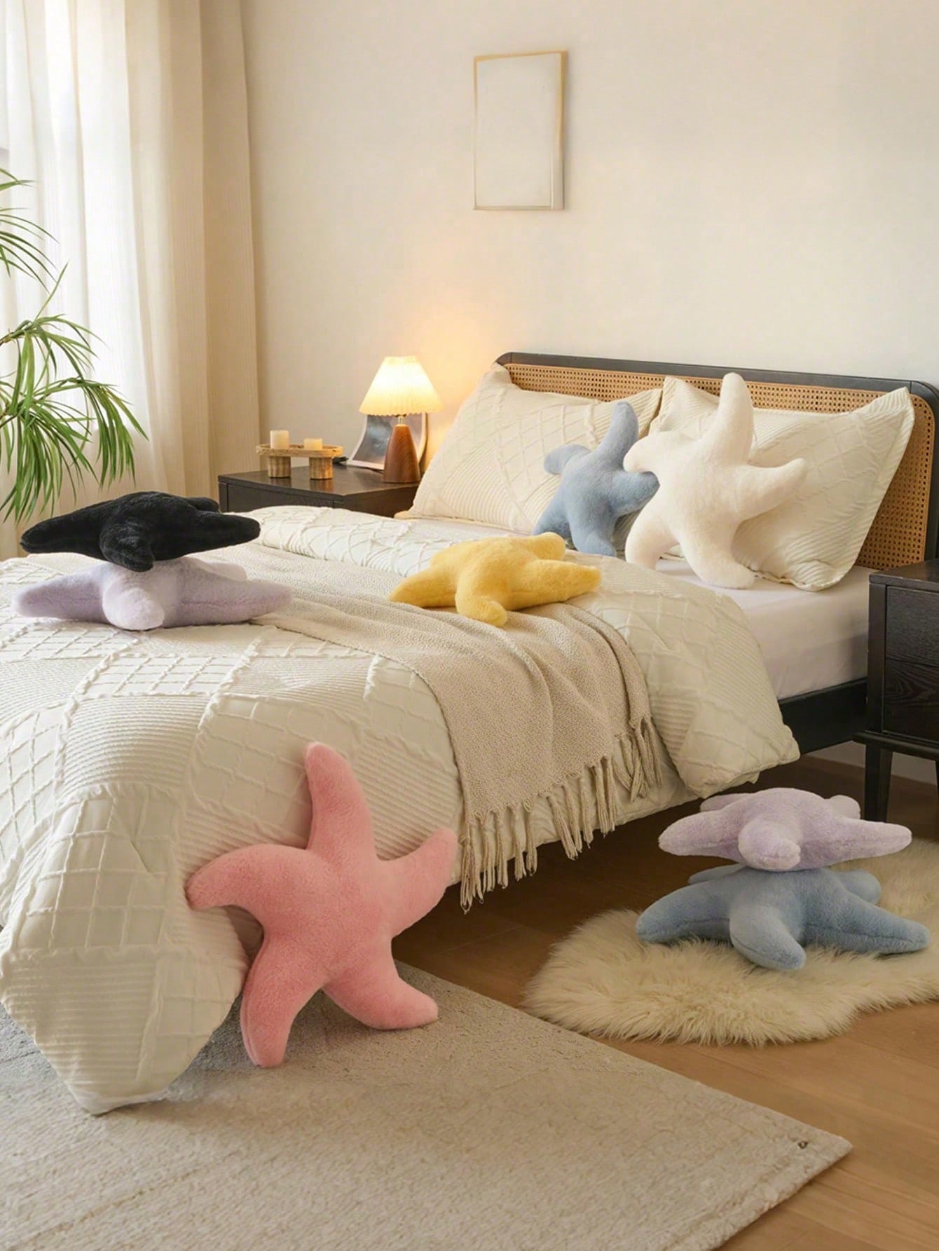 1pc Starfish Throw Pillow, Soft Faux Fur Decorative Cushion Suitable For Sofa, Bed, Aesthetic Room Decor Accent Pillow For Bedroom, Living Room, Outdoor, Garden, Creating Summer Ambiance
