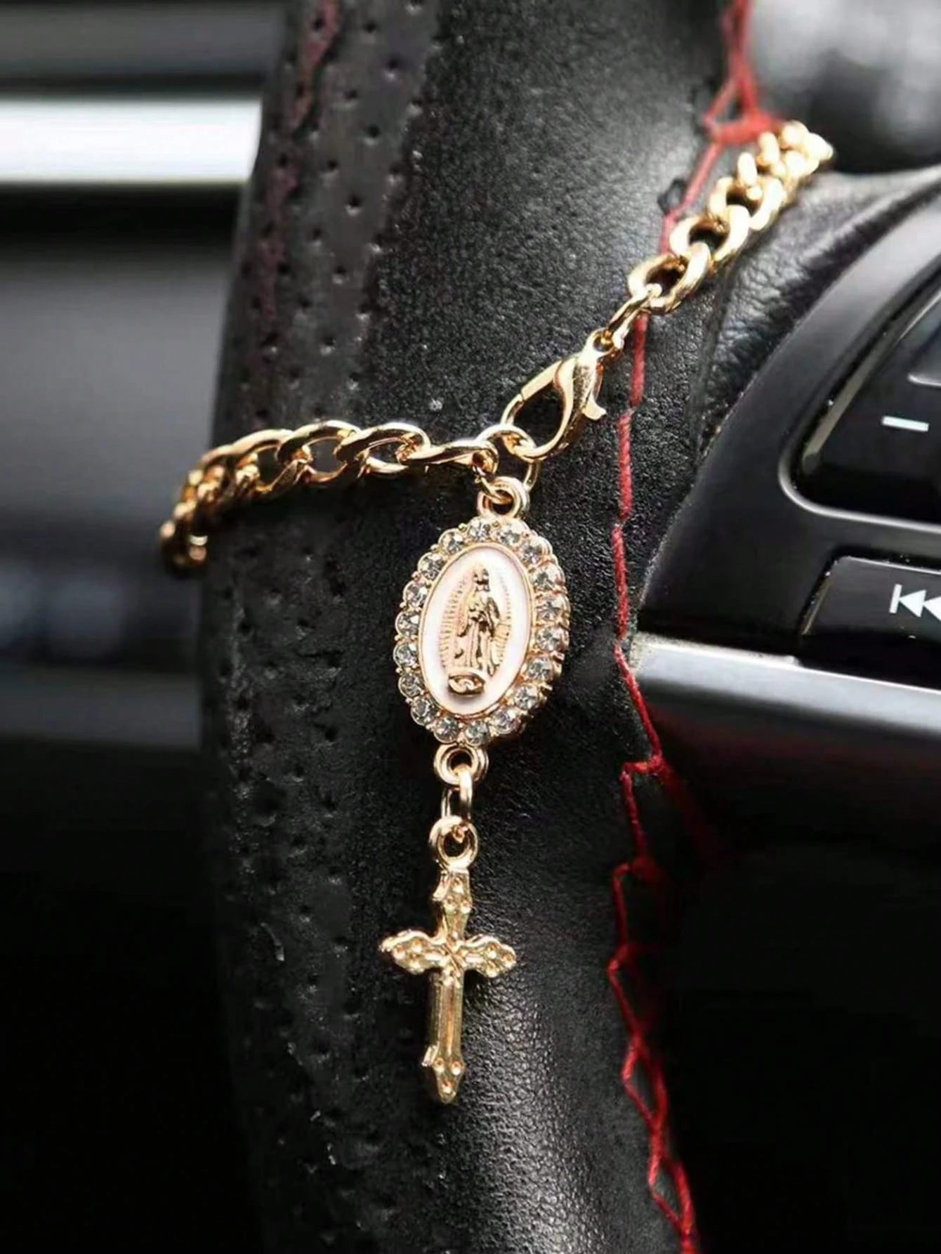 1pc Steering Wheel Decoration, 15cm Adjustable Length, Minimalist Cute Creative Beaded Car Hanging Ornament Accessory, Unique Fashionable Car Pendant