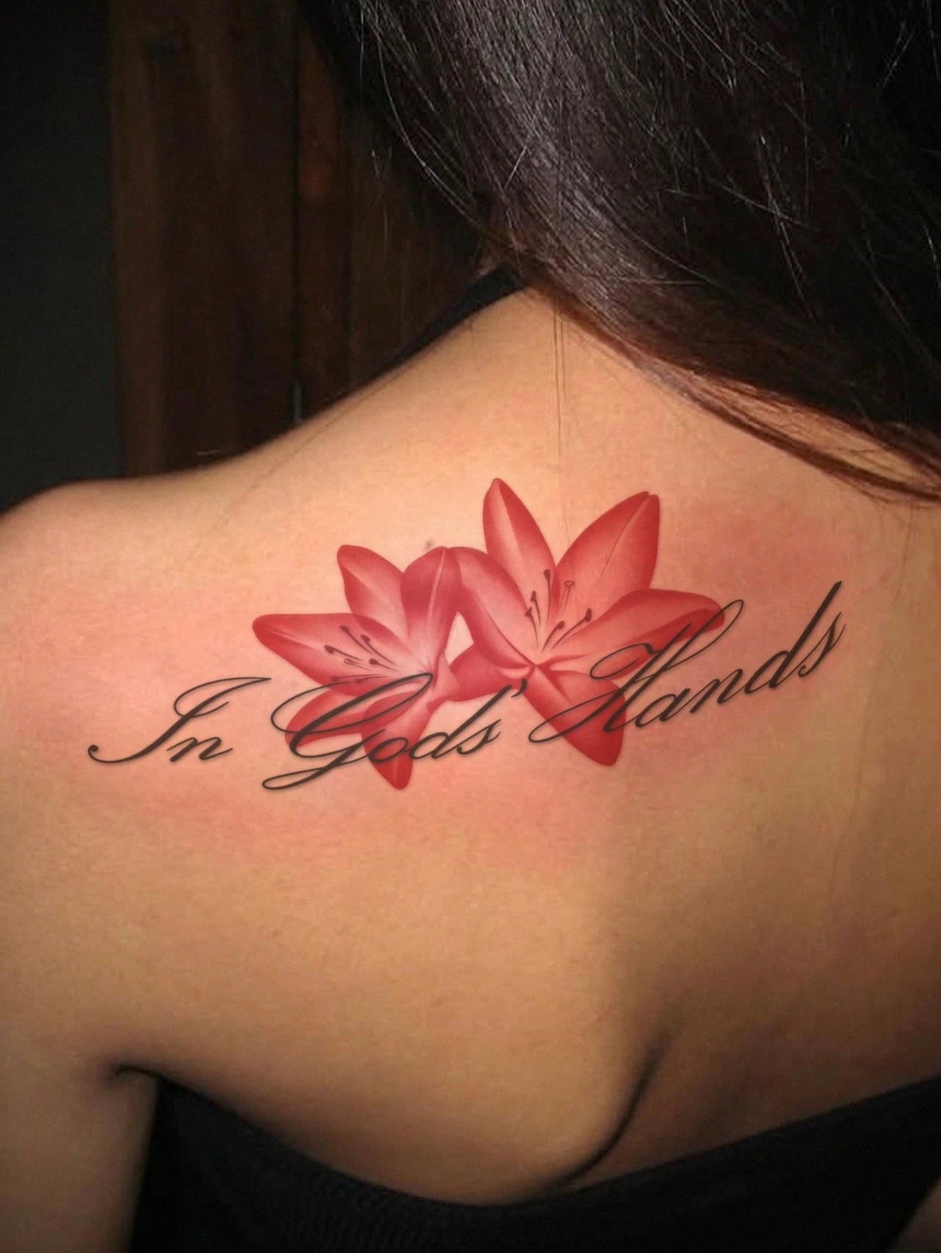 1pc Valentine's Day Limited Edition Y2K Style Red Lily Flower & English Letter Waterproof Sweatproof Washable Temporary Tattoo, Suitable For Arm & Shoulder, Realistic 3-5 Days Lasting