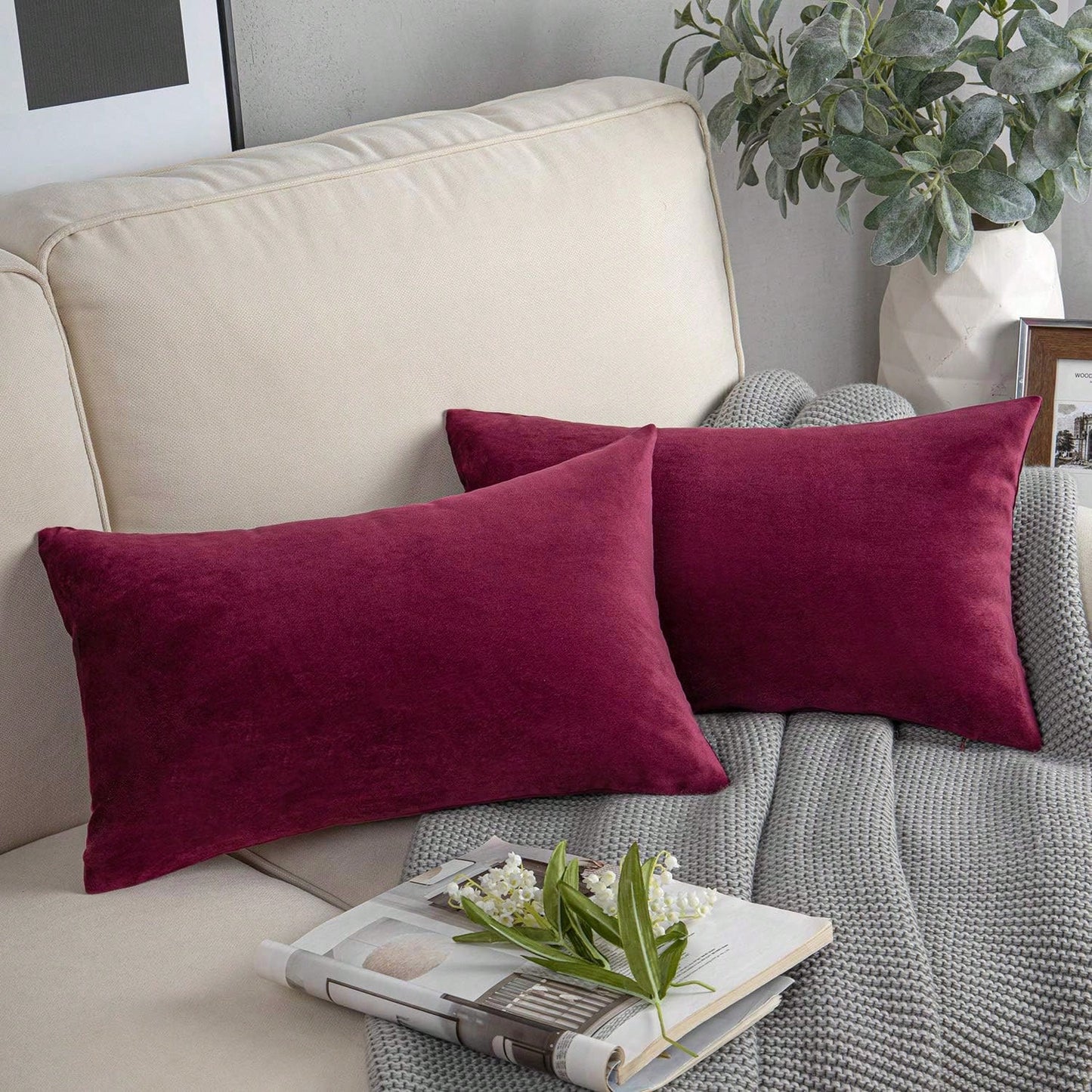 1pc Velvet Christmas Throw Pillow Covers Decorative Square Pillowcase Soft Solid Cushion Case For Sofa Bedroom Chair Car 18x18 Inch Red Wine