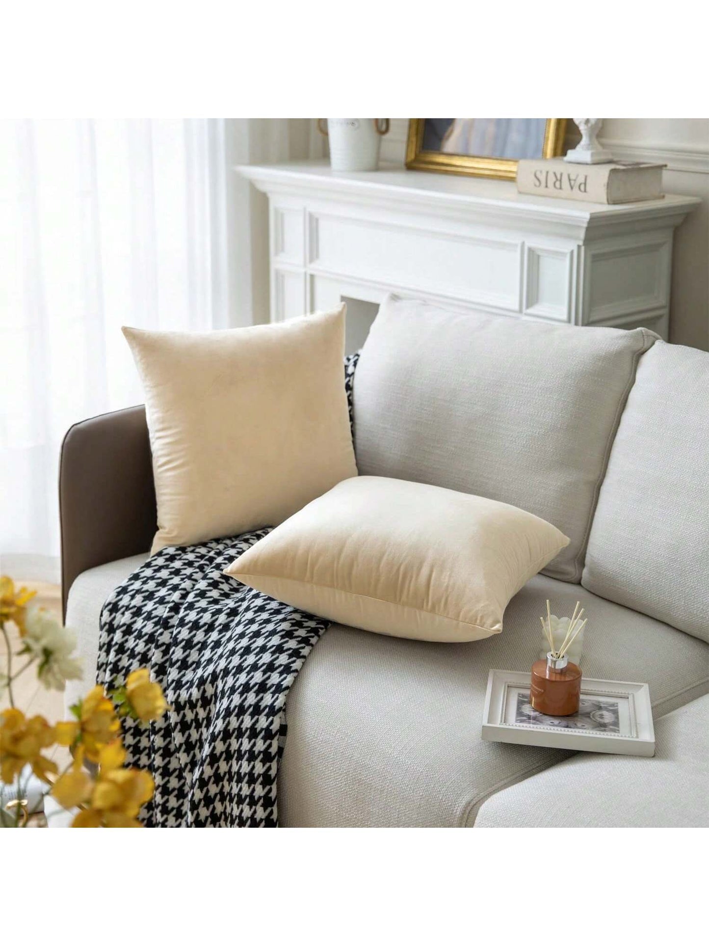 1pc Velvet Christmas Throw Pillow Covers Decorative Square Pillowcase Soft Solid Cushion Case For Sofa Bedroom Chair Car 18x18 Inch Red Wine