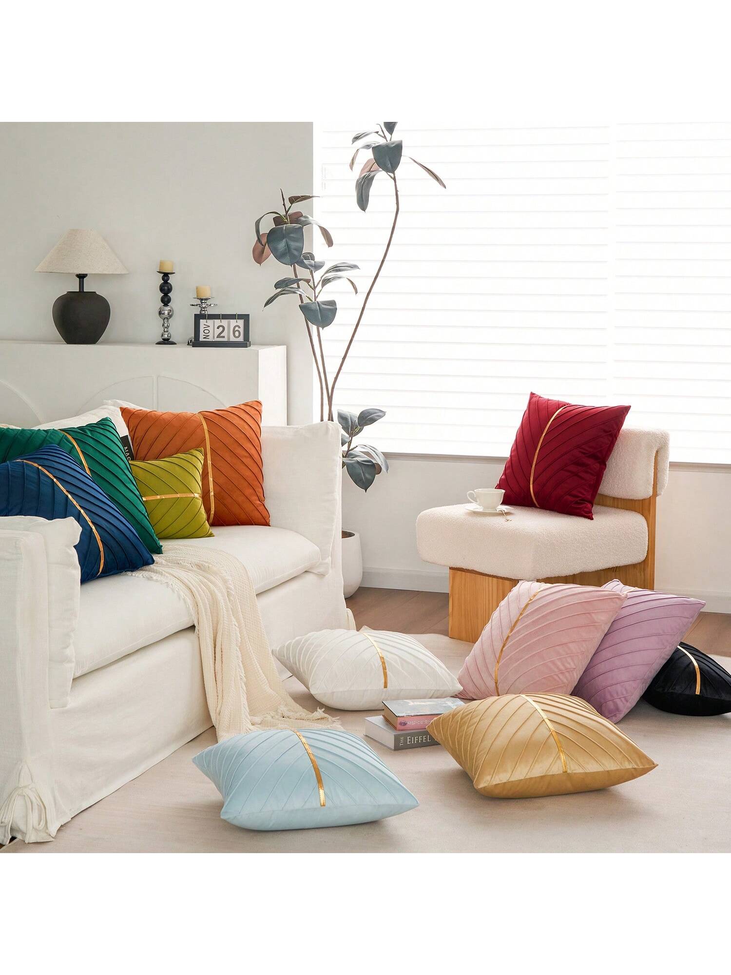 1pc Velvet Gold Shiny Diagonal Stripe Throw Pillow Cover, Square Cushion Case, Holiday Home Decor Pillow, Soft Comfortable Fabric, Modern Decorative Sofa, Home Bedroom, Dorm Use