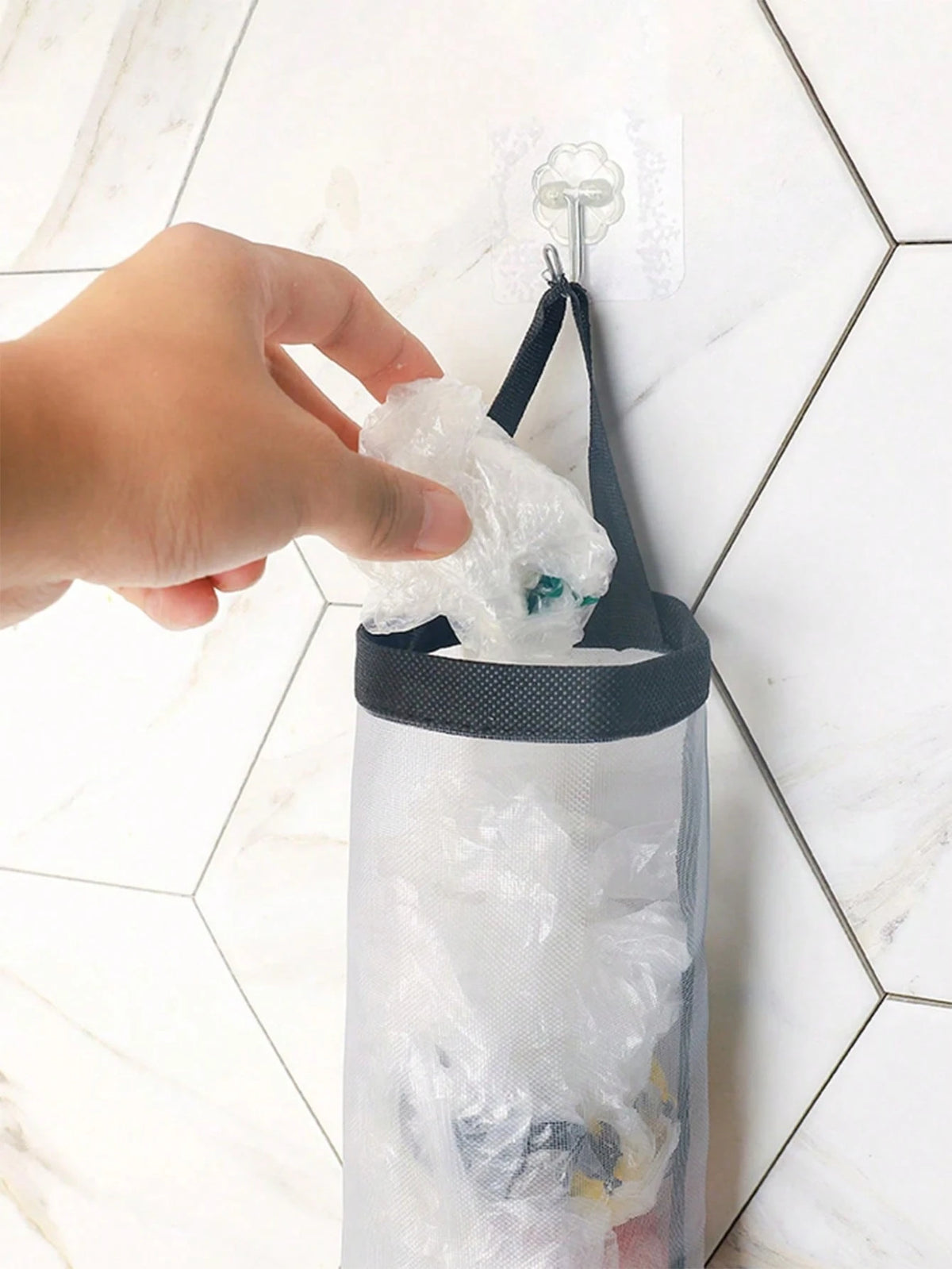 1pc Wall-Mounted Plastic Bag Dispenser Storage Rack, Garbage Bag Organizer, Kitchen Plastic Bag Hanging Holder, Multi-Functional Trash Bag Storage Bag, Breathable Net Bag Wall-Mounted Versatile Garbag