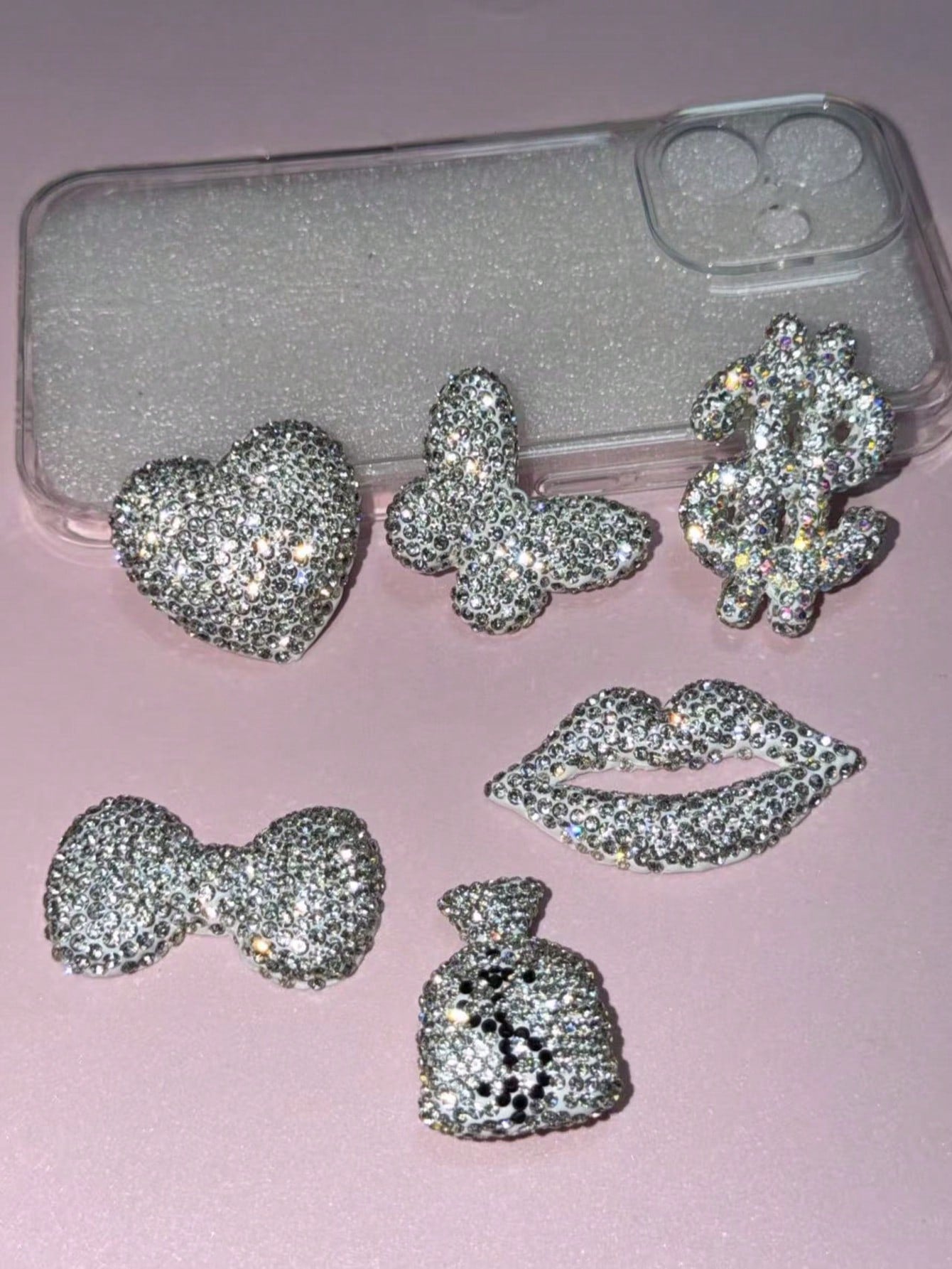 1pc White Luxury Bling Full Rhinestone Dollar Sign Money Bag Lip Bow Bear Butterfly Designer Charm Ornament Junk Phone Case Car Decorations Diy No Adhesion Rearview Mirror Car Air Outlet Accessories C