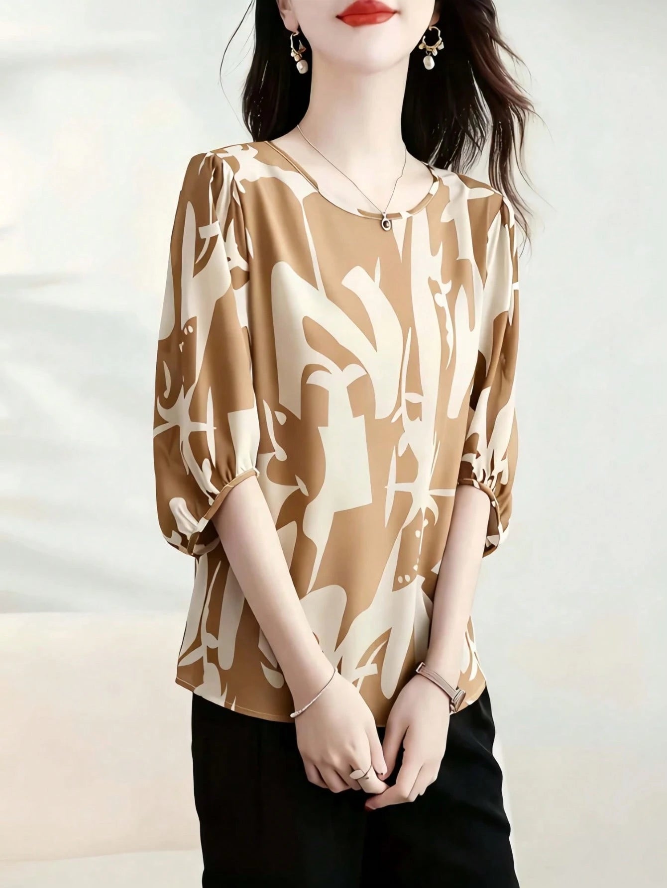 1pc Women's Fashionable Elegant Casual Minimalist Mid-Sleeve Round Neck Printed Blouse, Suitable For Daily Wear And Vacation, Spring/Summer/Autumn