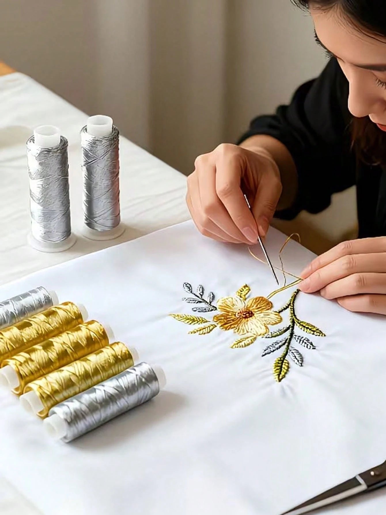 2/1pc Luxury Gold & Silver Thread 200 Yards, Shiny & Sparkling, Suitable For DIY Sewing, Embroidery And Quilting Crafts, Christmas/Back To School/Valentine's Day