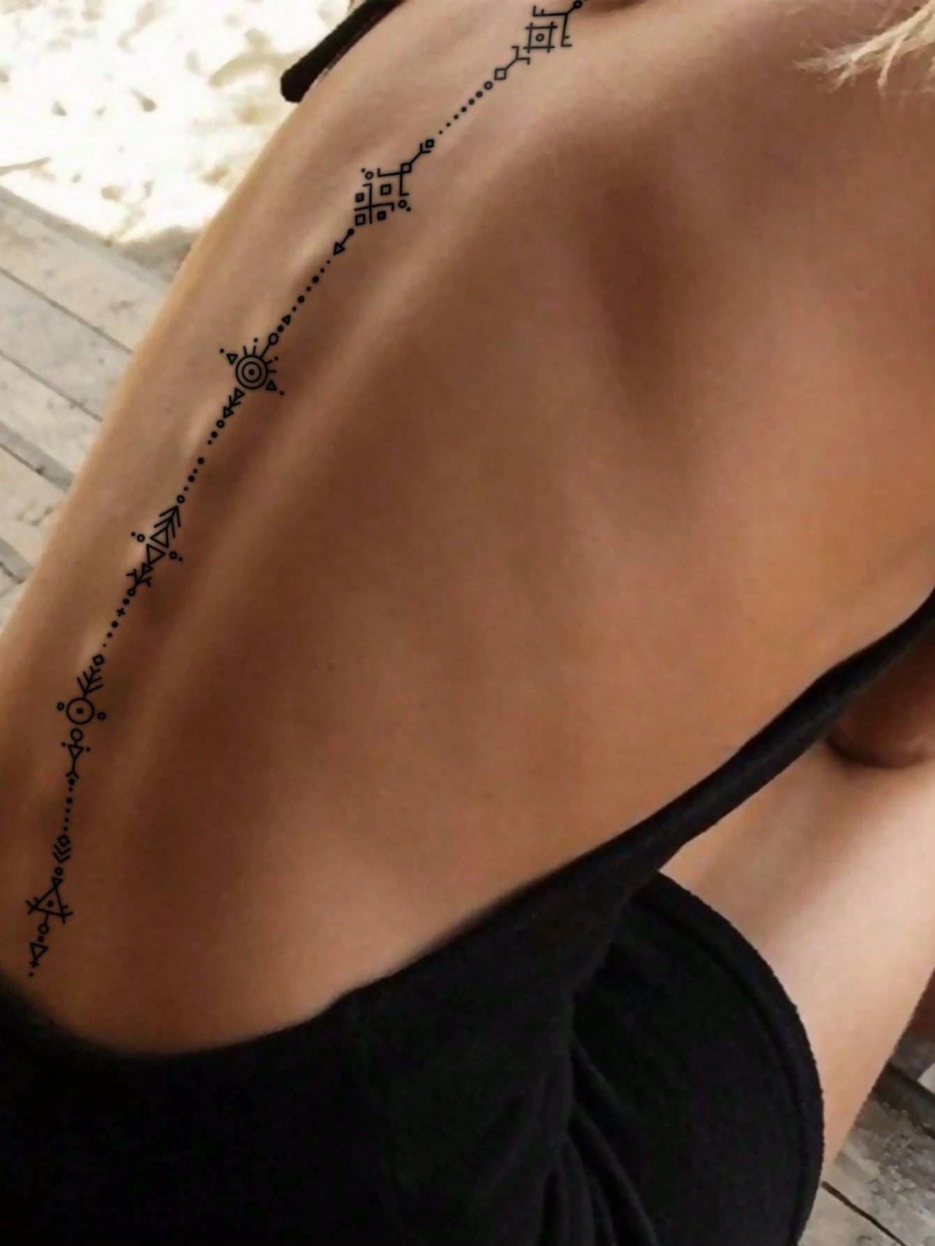 2 Sheets Sexy Line Style Body Art Tattoo Stickers, Can Be Used On The Back, Waist, Spine And More, With Black Geometric Patterns And Symbol Patterns. Waterproof Fake Tattoo, Lasts 2-5 Days, Can Be App