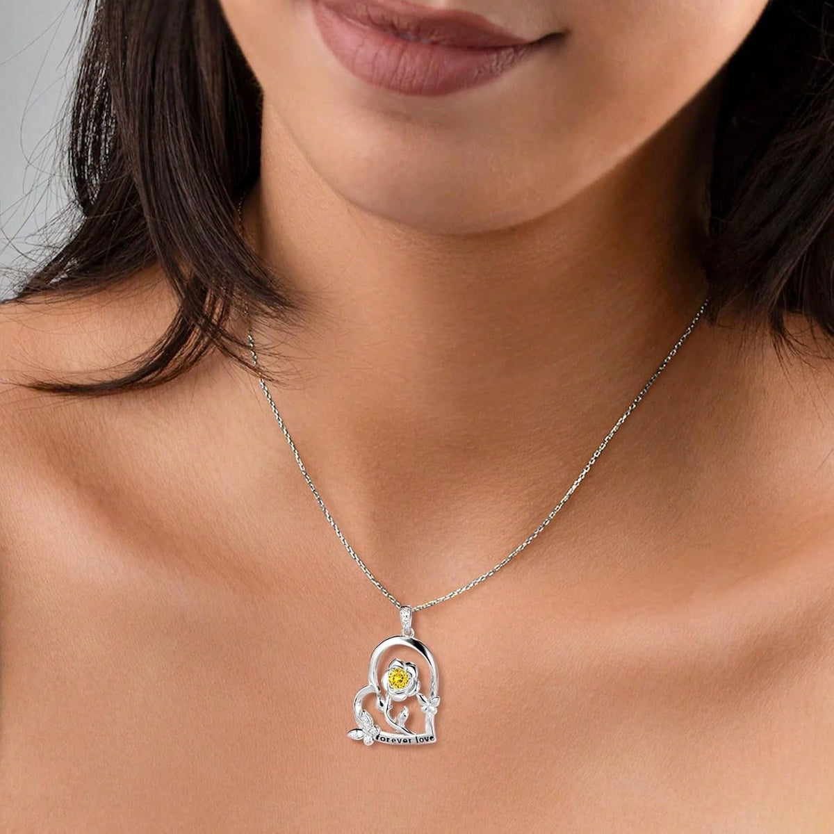 2026 Hot-Selling New S925 Silver Accessories Necklace Women With Flower Heart Pendant