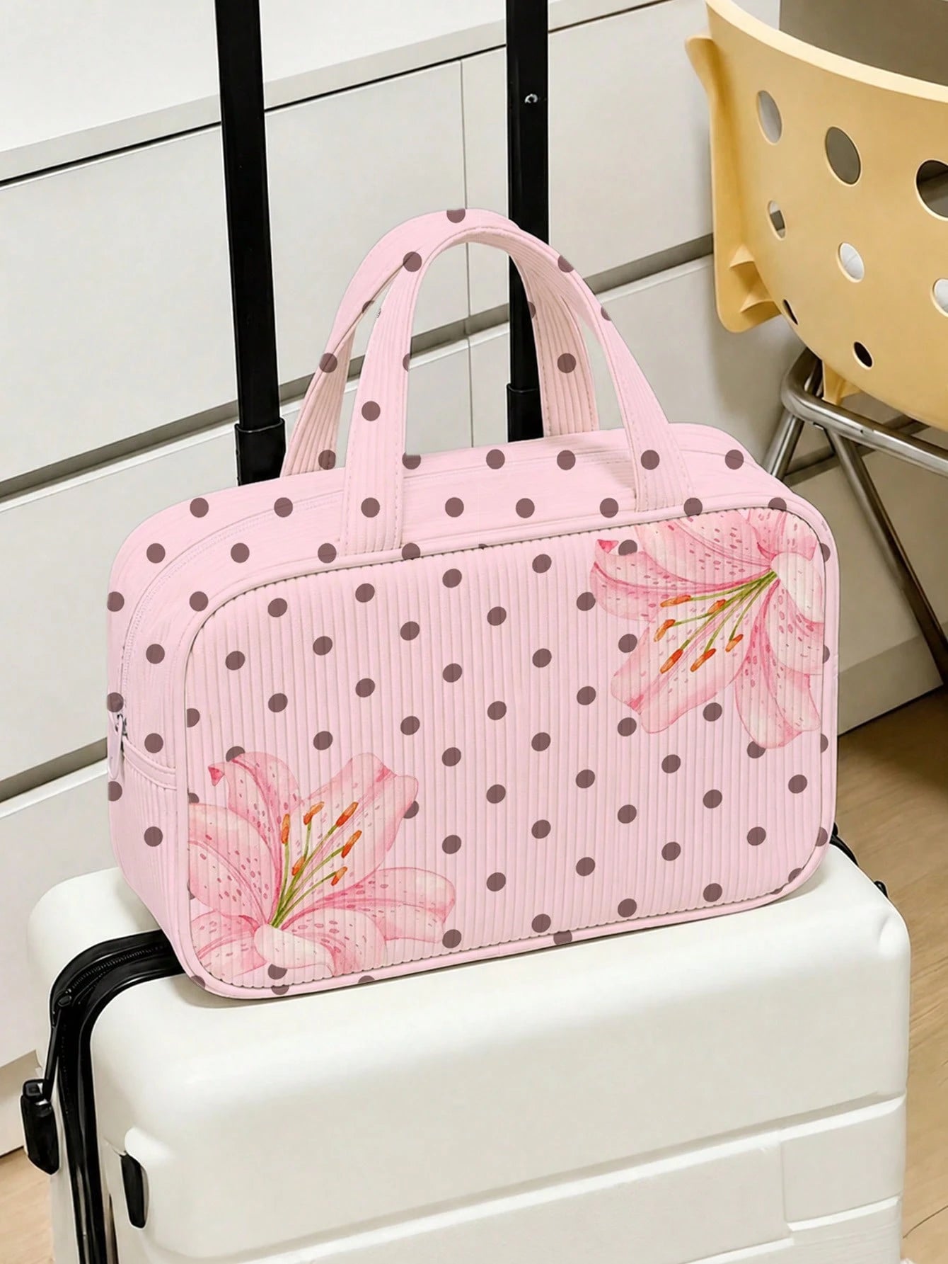 2026 New Large Capacity Polka Dot Tote Bag, Makeup Bag, Toiletry Bag, Travel Organizer Bag, Lightweight Portable Handheld Travel Makeup Storage Bag, Toiletry Bag, Fresh Daily Storage Bag, Portable Com