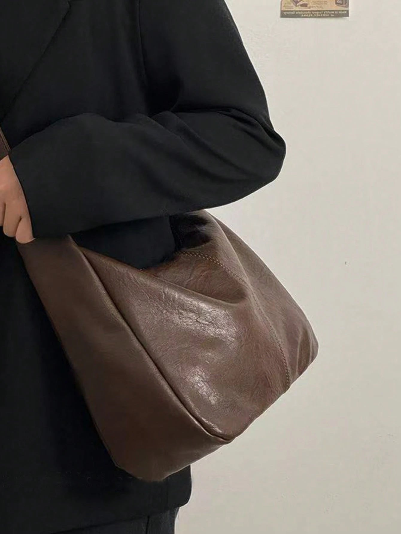 2026 Spring/Summer New Women's Crossbody Bag Shoulder Bag Handbag Korean Retro Fashion Large Capacity Shoulder Bag Women's Big Bag Zipper Closed Tote