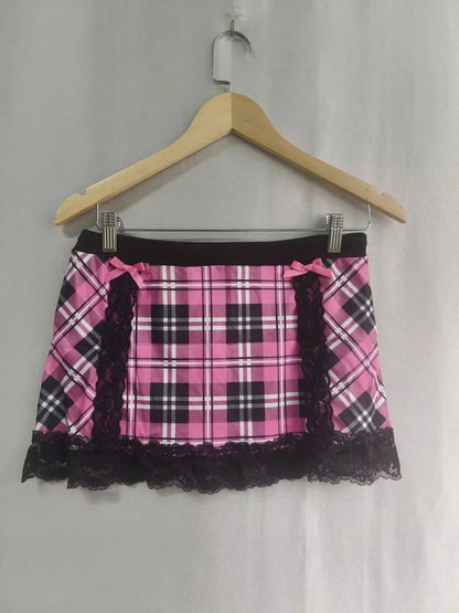 2026Harajuku Sweet Cool American High Street Casual Tank Tops Y2k Aesthetic Constrast Color Plaid Camisole Thin A-Line Lace Edge TeeA Must-Have For Women