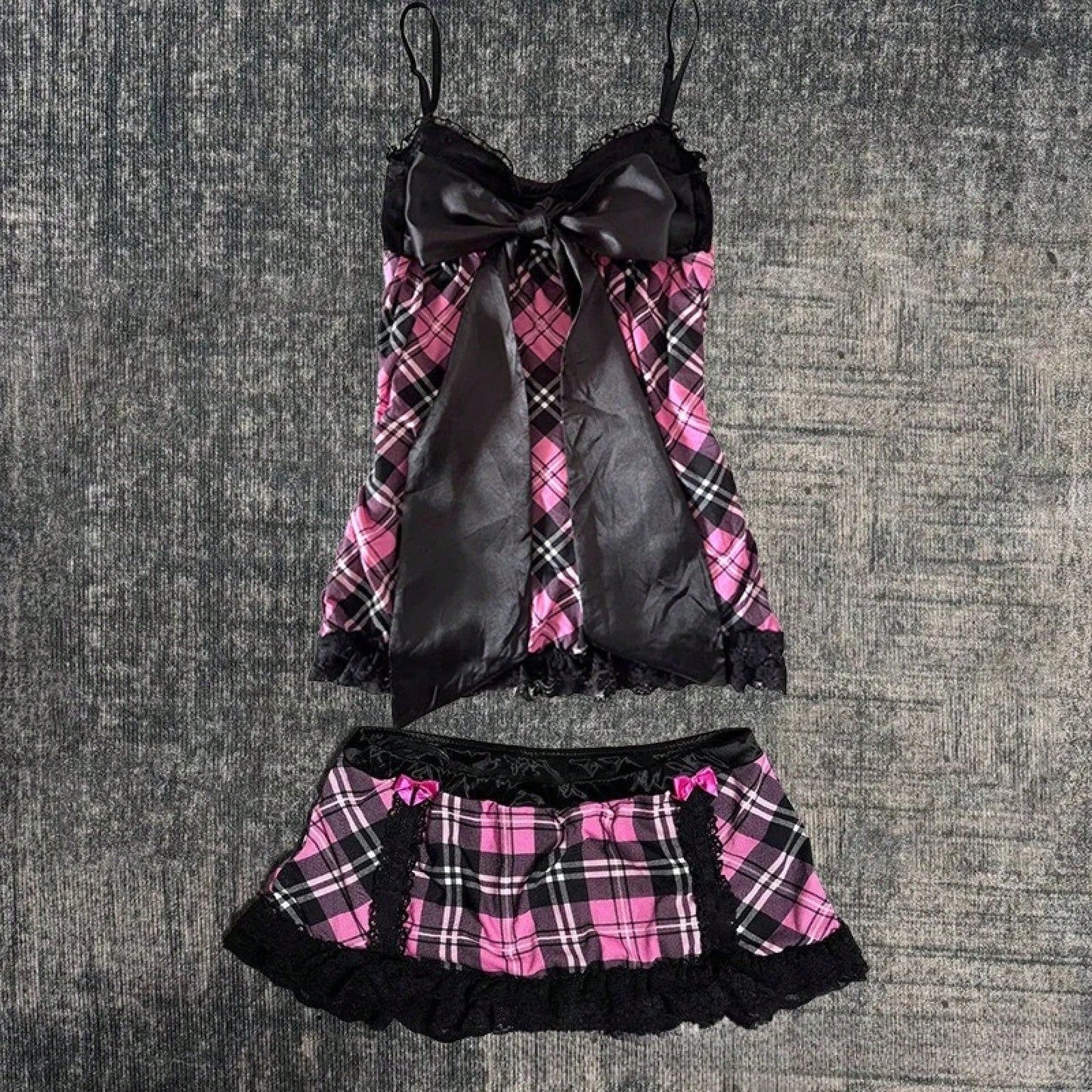 2026Harajuku Sweet Cool American High Street Casual Tank Tops Y2k Aesthetic Constrast Color Plaid Camisole Thin A-Line Lace Edge TeeA Must-Have For Women
