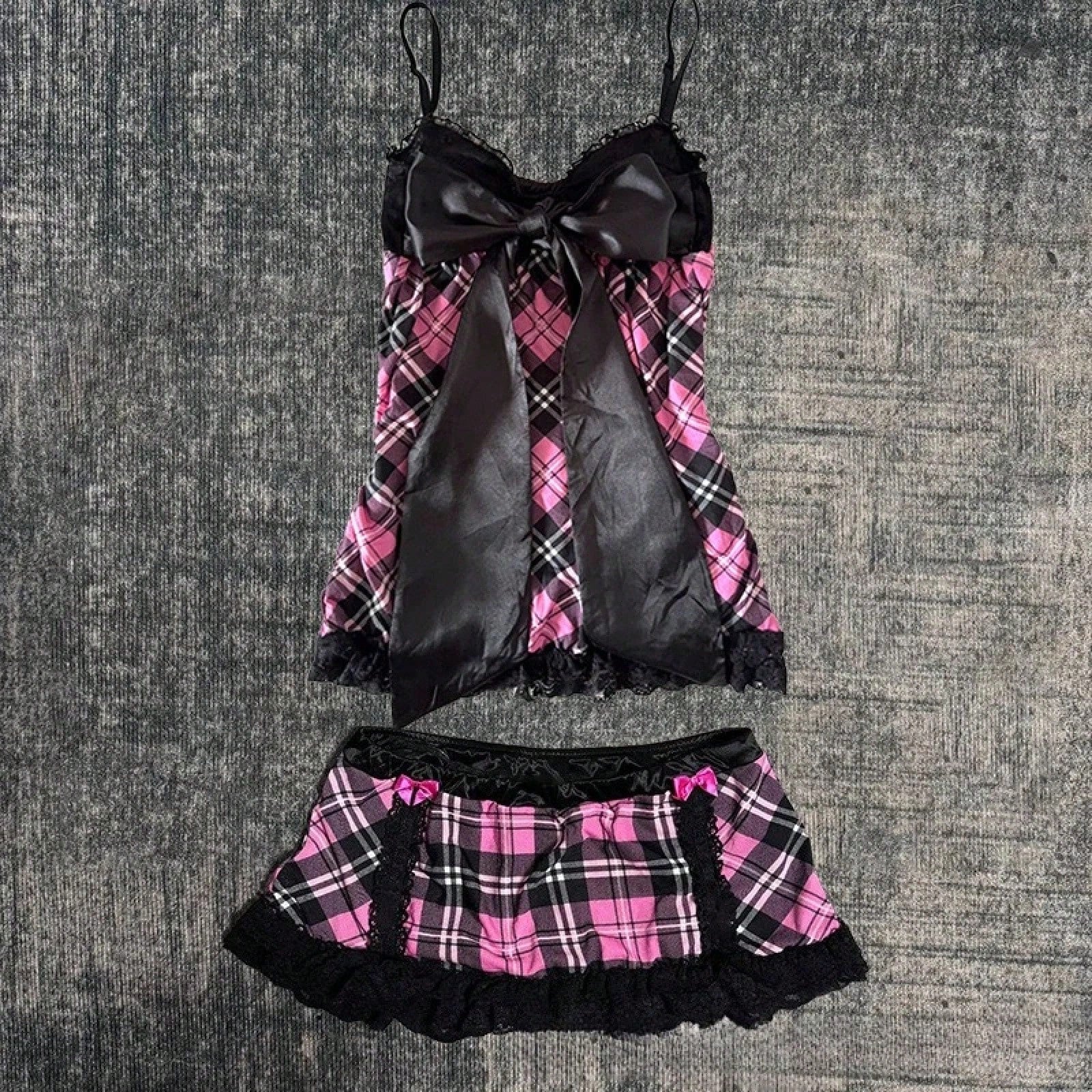 2026Harajuku Sweet Cool American High Street Casual Tank Tops Y2k Aesthetic Constrast Color Plaid Camisole Thin A-Line Lace Edge TeeA Must-Have For Women