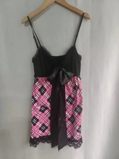 2026Harajuku Sweet Cool American High Street Casual Tank Tops Y2k Aesthetic Constrast Color Plaid Camisole Thin A-Line Lace Edge TeeA Must-Have For Women
