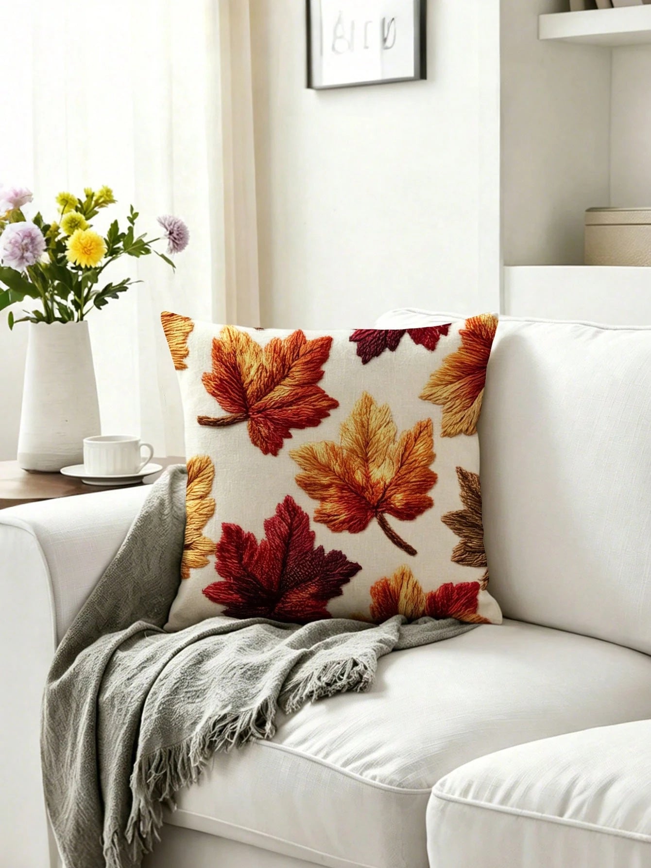 2pcs,Autumn Maple Leaf Minimalist Throw Pillow Covers,Home Decor,Gift,Hypoallergenic Polyester Fiber Material,Hidden Zipper,No Filling,Suitable For Halloween,Thanksgiving Home Decor,Living Room Decor