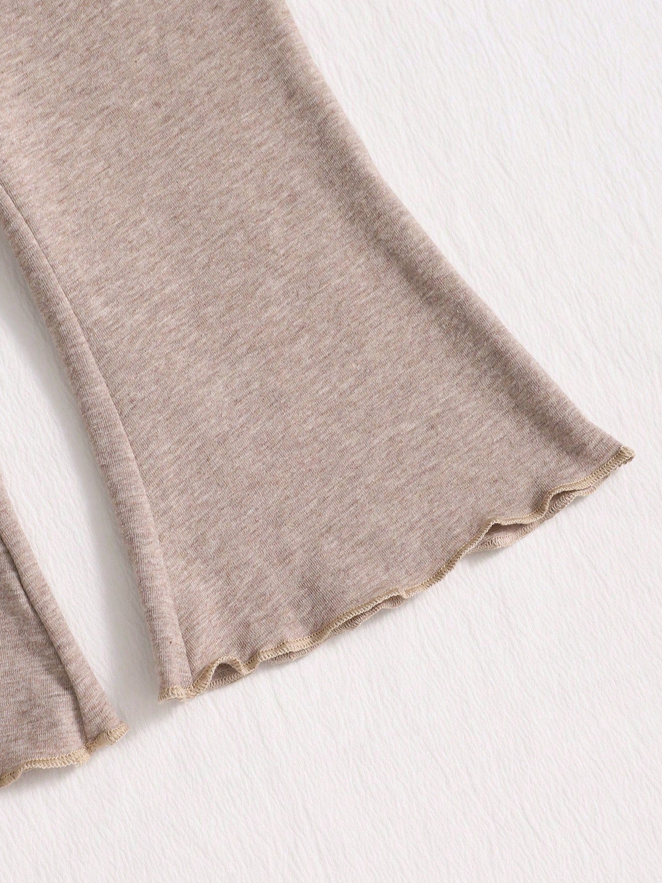 2pcs Baby Girls' Bow Decor Knitted Set Light Apricot Turtleneck Top Matching Flare Pants Cute Autumn