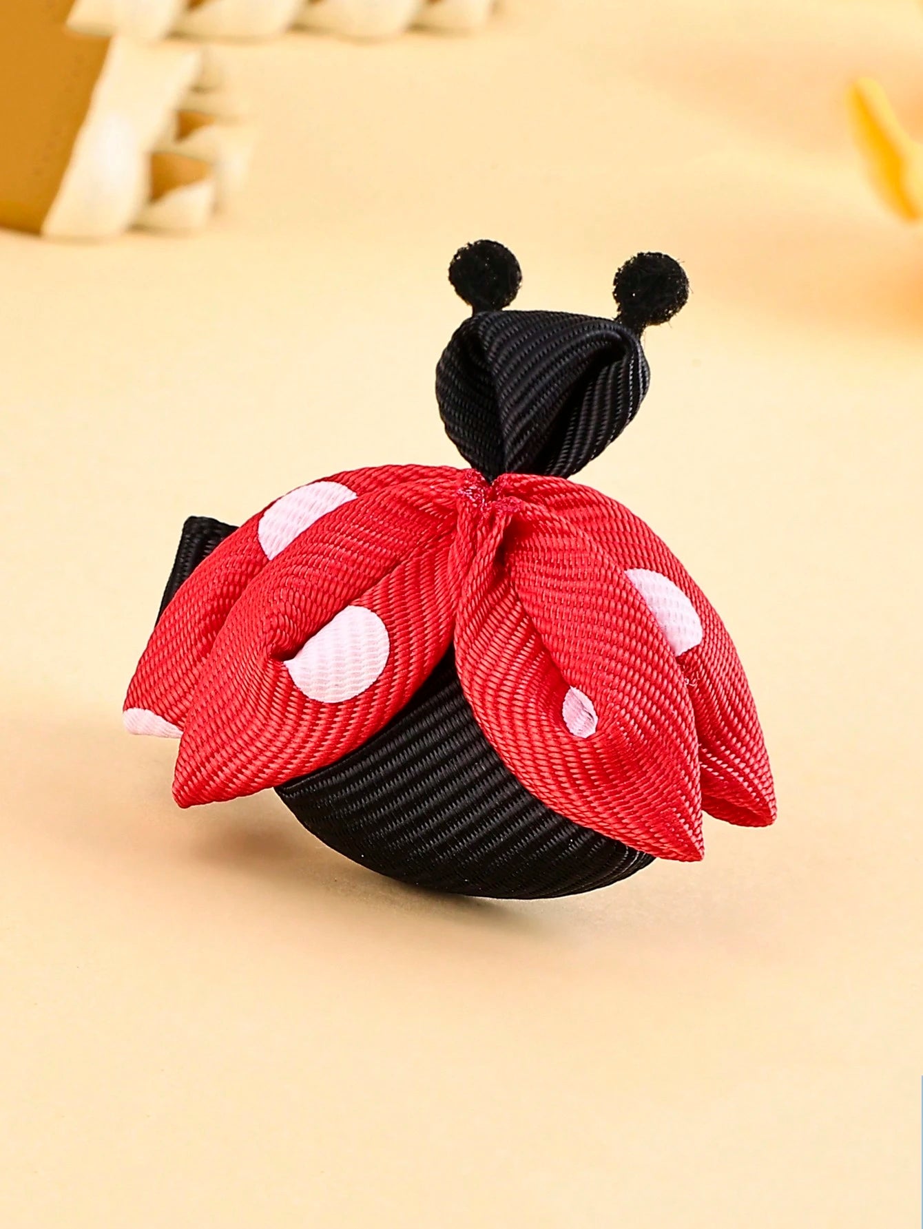 2pcs Cute Ladybug Hair Clips For Children Girls, No Trace Hairpin With Animal Shape, Hair Accessories For Kids And Toddlers