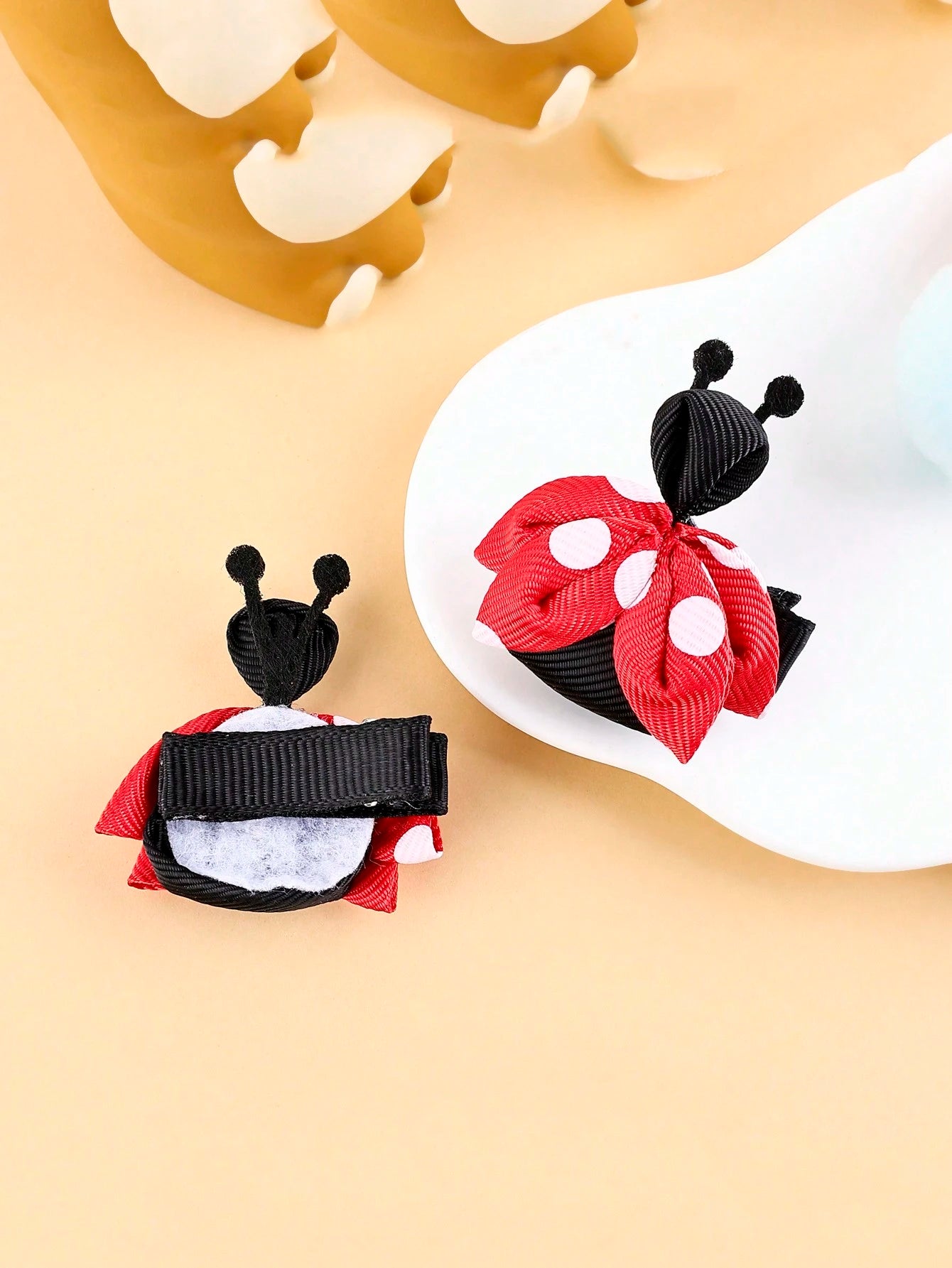 2pcs Cute Ladybug Hair Clips For Children Girls, No Trace Hairpin With Animal Shape, Hair Accessories For Kids And Toddlers