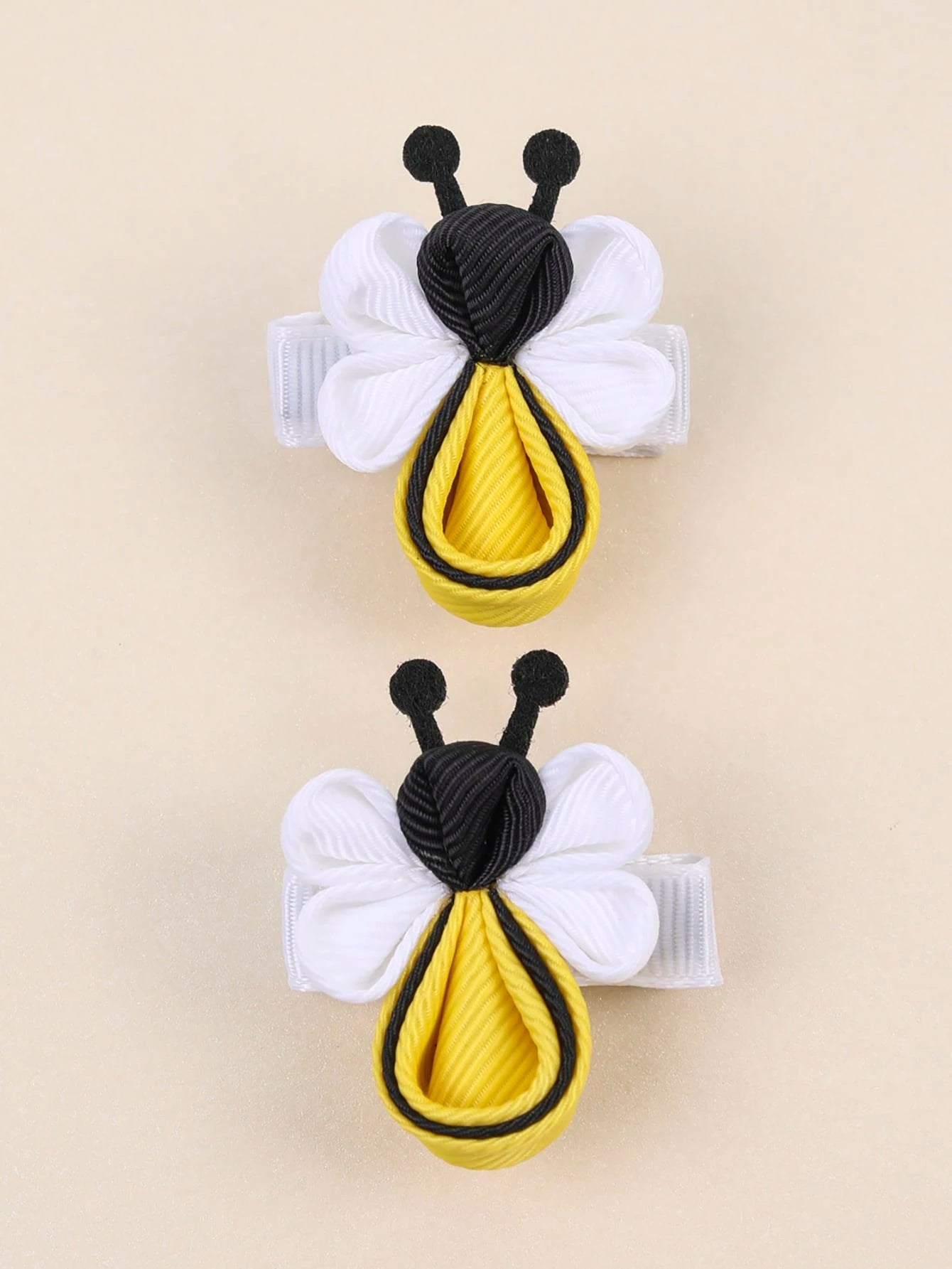 2pcs Cute Ladybug Hair Clips For Children Girls, No Trace Hairpin With Animal Shape, Hair Accessories For Kids And Toddlers