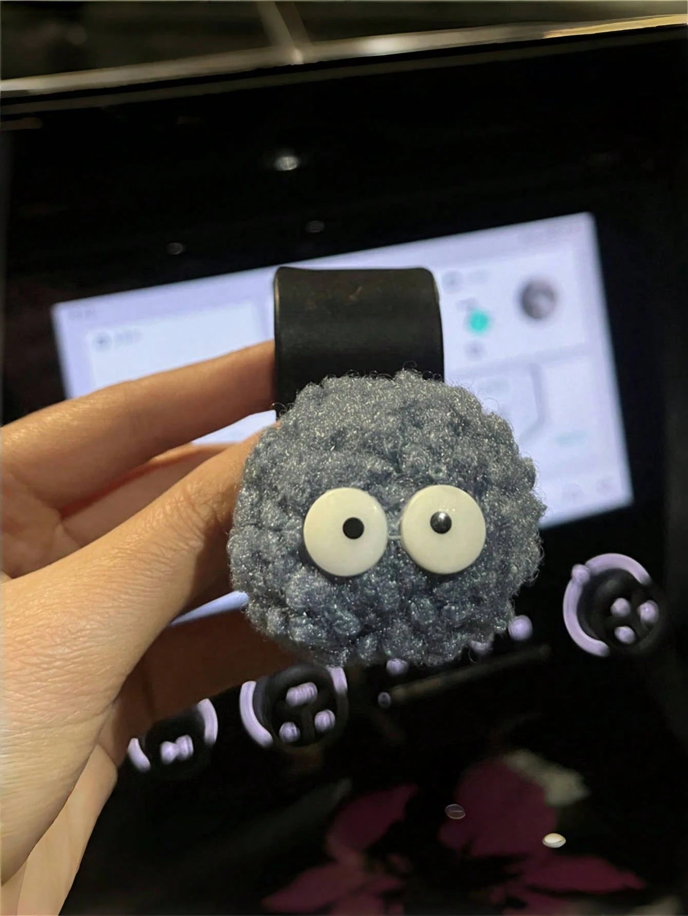 2pcs Cute Small Coal Ball Shape Car Seat Back Hook, Headrest Storage Box, Food Bag Holder, Car Decor Hanger