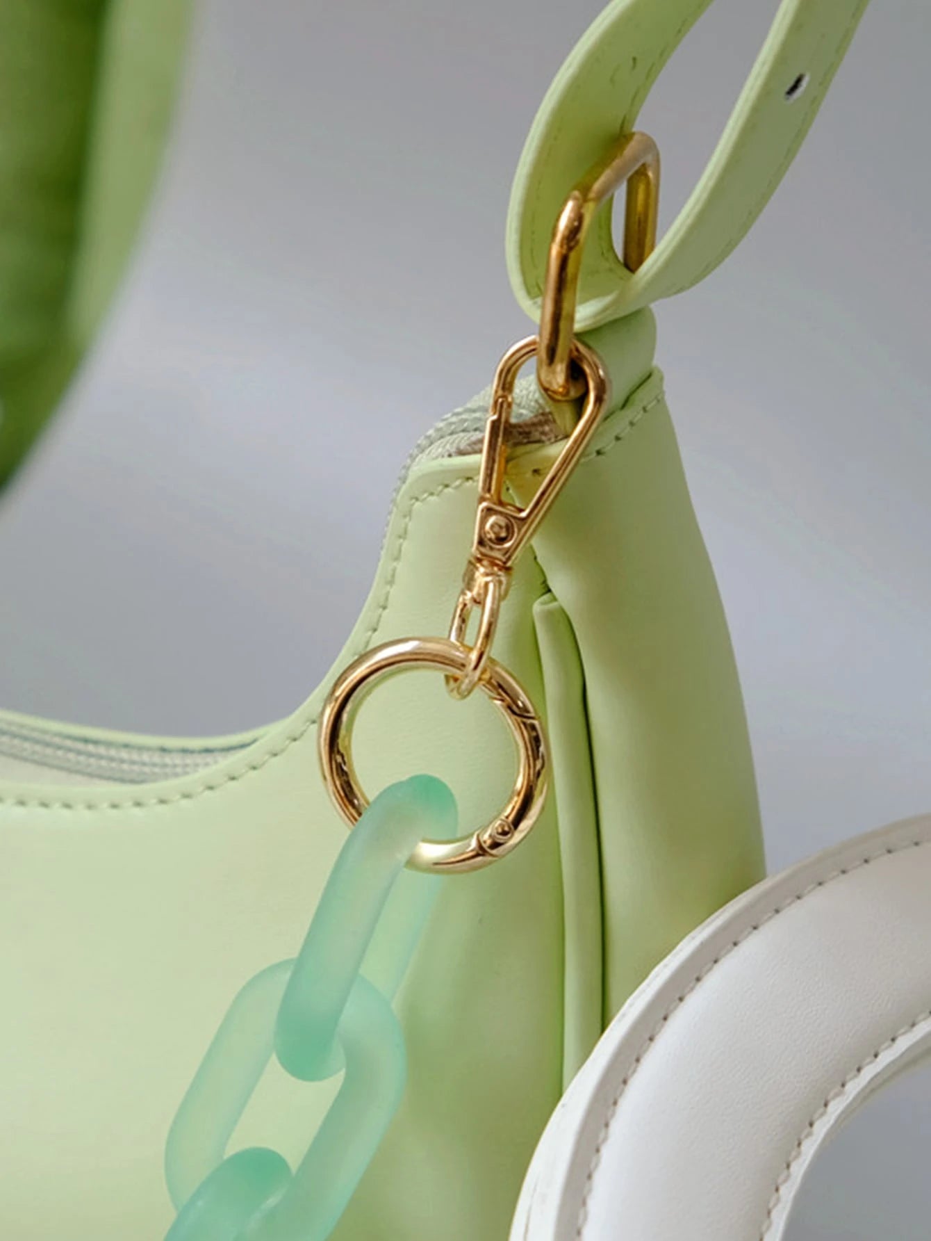2pcs New Fashion Women's Bag Decorative Metallic Plating Parts Luxurious Handmade Circle Shaped Keychain Hook Buckle School Supplies Teacher Gifts Back To School Teacher Accessories Carabiner Clip