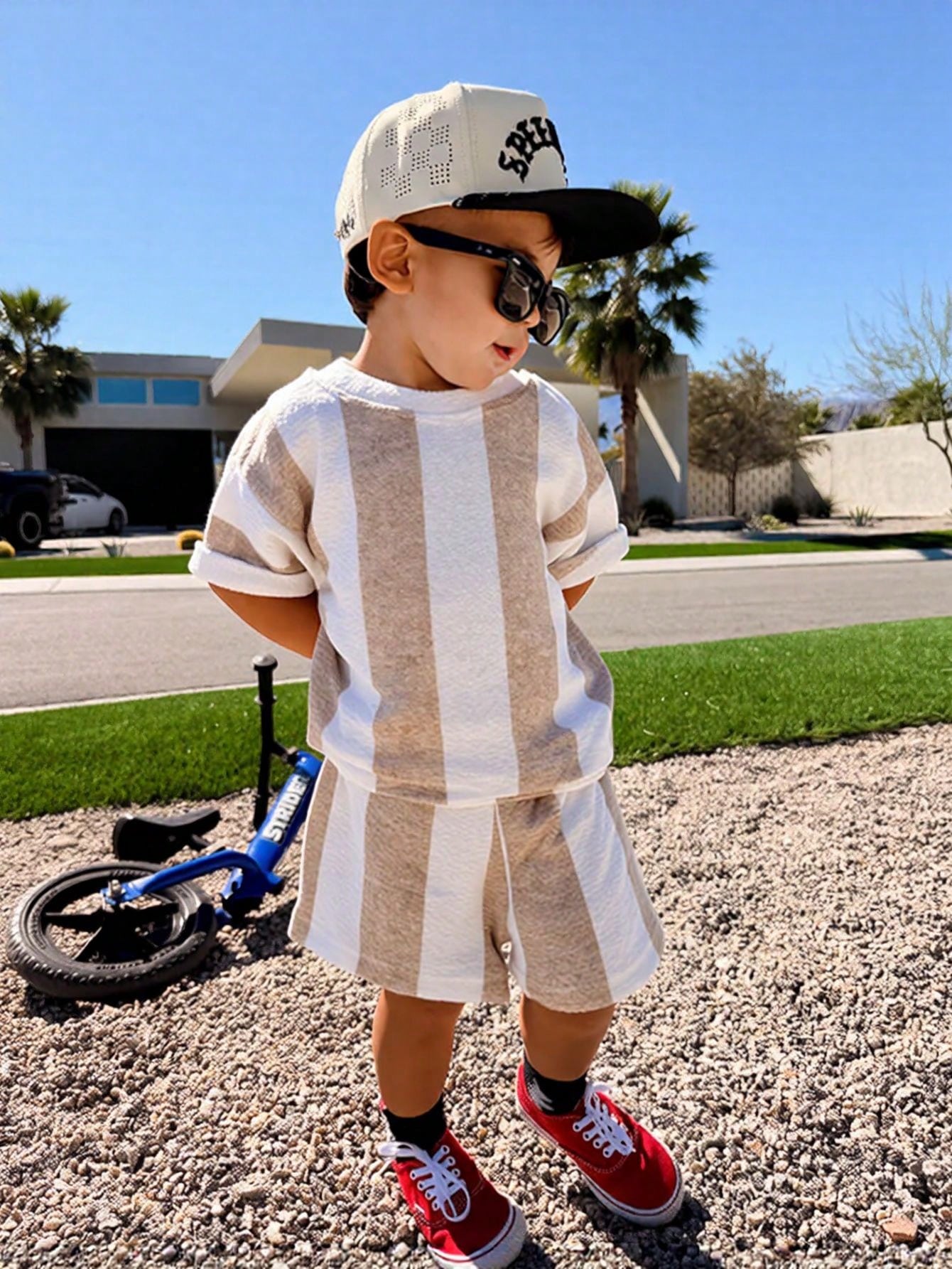 2pcs/Set Baby Boy Casual Brown Striped Knit Short Sleeve T-Shirt + Shorts, Summer