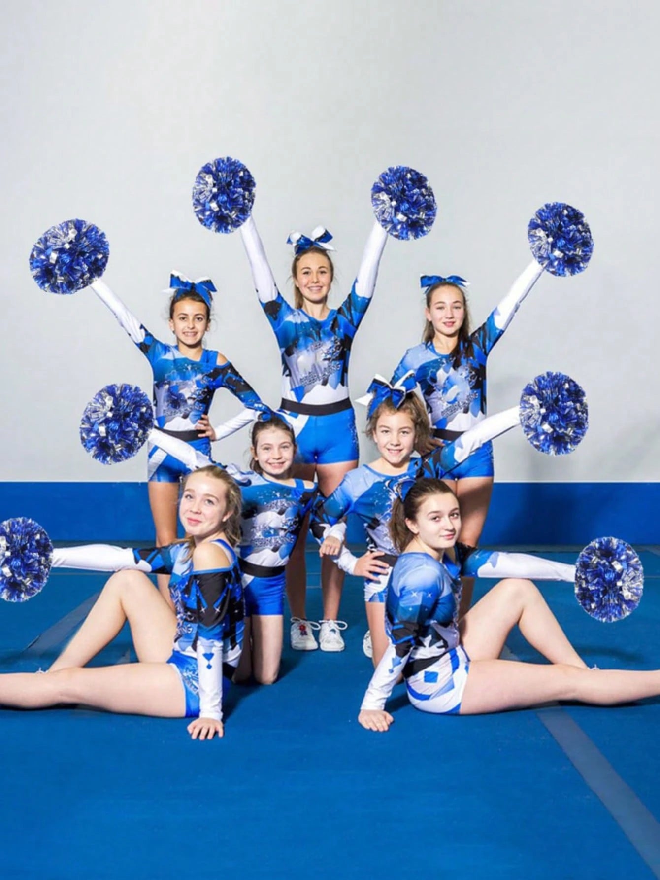 2pcs/Set Blue & Silver Pom Poms- High Index Plastic, Suitable For Dancing, Dance Accessories, Gymnastics, Sports Events And Festivals, Team Spirit Sports Cheering