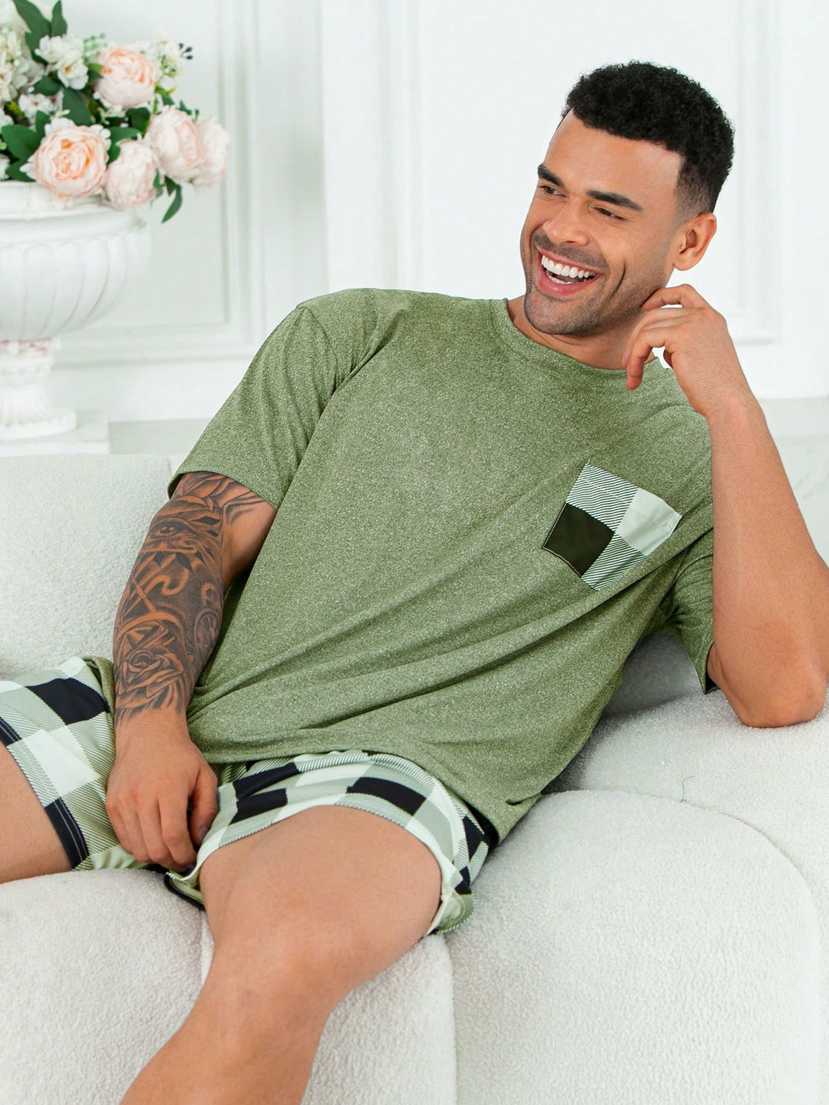 2pcs/Set Plus Size Men's Casual Loose Plaid Short Sleeve T-Shirt And Shorts Pajama Set, Suitable For Spring/Summer, Christmas