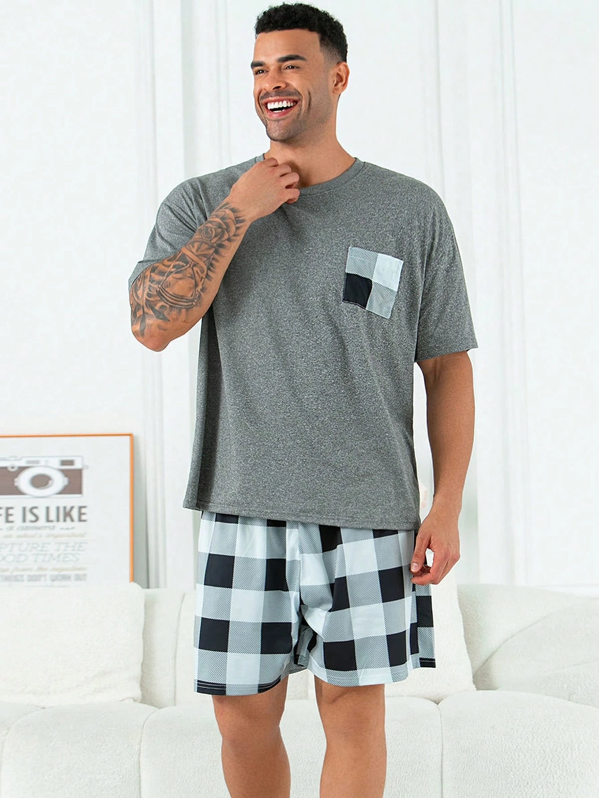 2pcs/Set Plus Size Men's Casual Loose Plaid Short Sleeve T-Shirt And Shorts Pajama Set, Suitable For Spring/Summer, Christmas