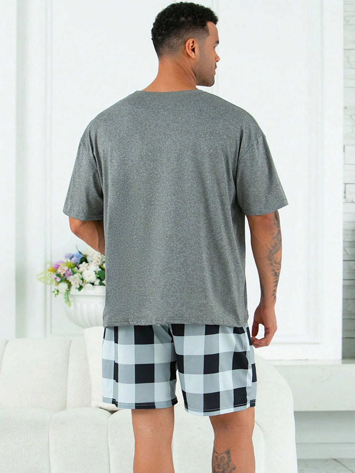 2pcs/Set Plus Size Men's Casual Loose Plaid Short Sleeve T-Shirt And Shorts Pajama Set, Suitable For Spring/Summer, Christmas
