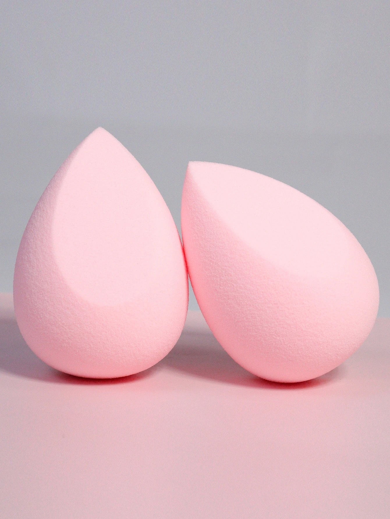 2PCS Soft Elastic Face Makeup Sponges Multifunctional Cosmetic Sponges For Concealer Cream Liquid Foundation And Loose Powder Application Portable Daily Bedroom Vanity Travel Practical Affordable Make