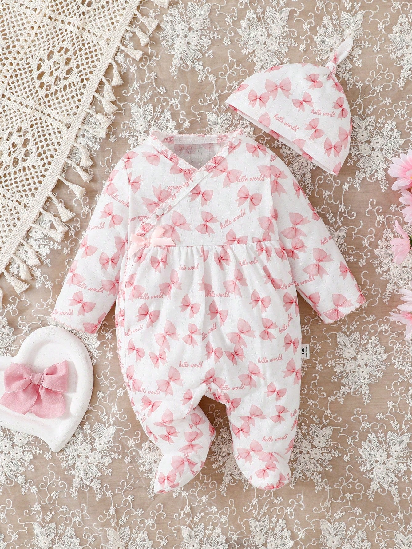 3-Piece Newborn Baby Girls Cute Jumpsuit Romper Light Pink Autumn Family Matching Bow Knot Alphabet Letter Print Ribbed Knit Footed Pajamas Sleepwear