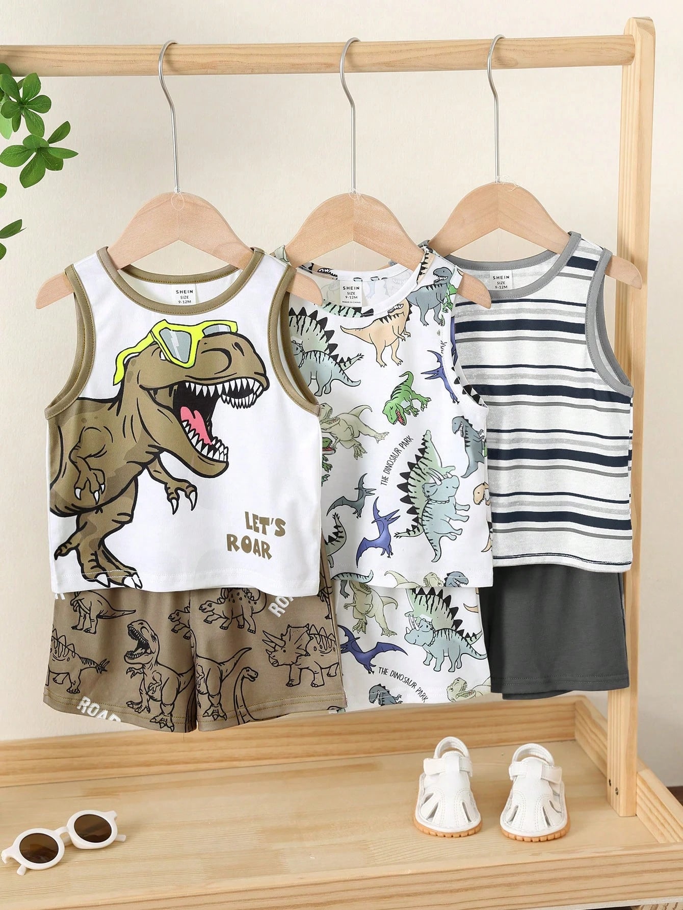3pcs Baby Boy Cute White Dinosaur Pattern Striped Vest,Summer Casual Vacation Street Style American Retro Loose Comfortable Multi-Pack Fashion Tank