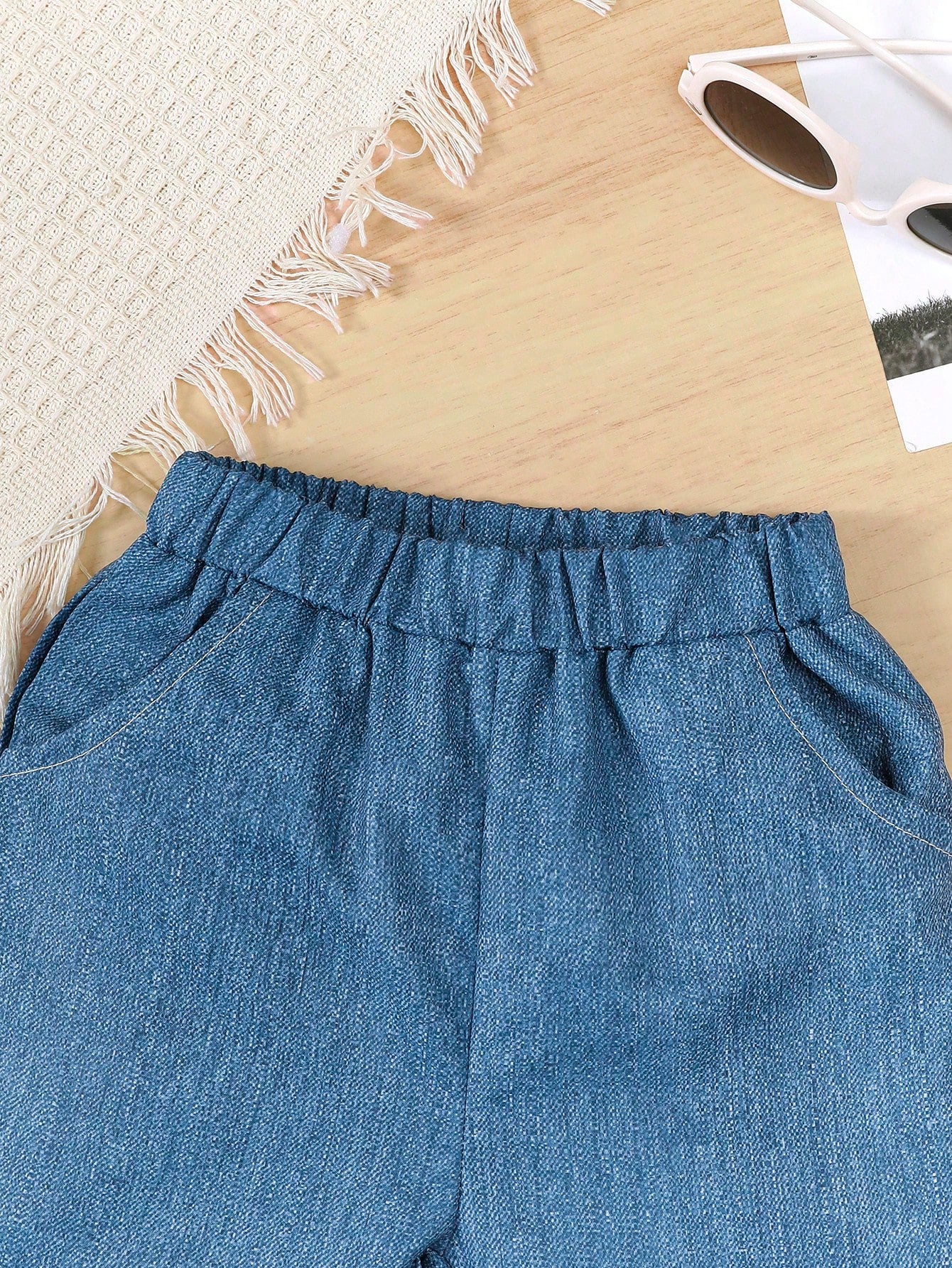 3pcs/Set Baby Girl Casual Fashion White Double Ruffle Sleeve T-Shirt, White Lace Hem Pants With Bow Decor & Pockets, Blue Long Pants Outfit With Crossbody Bag