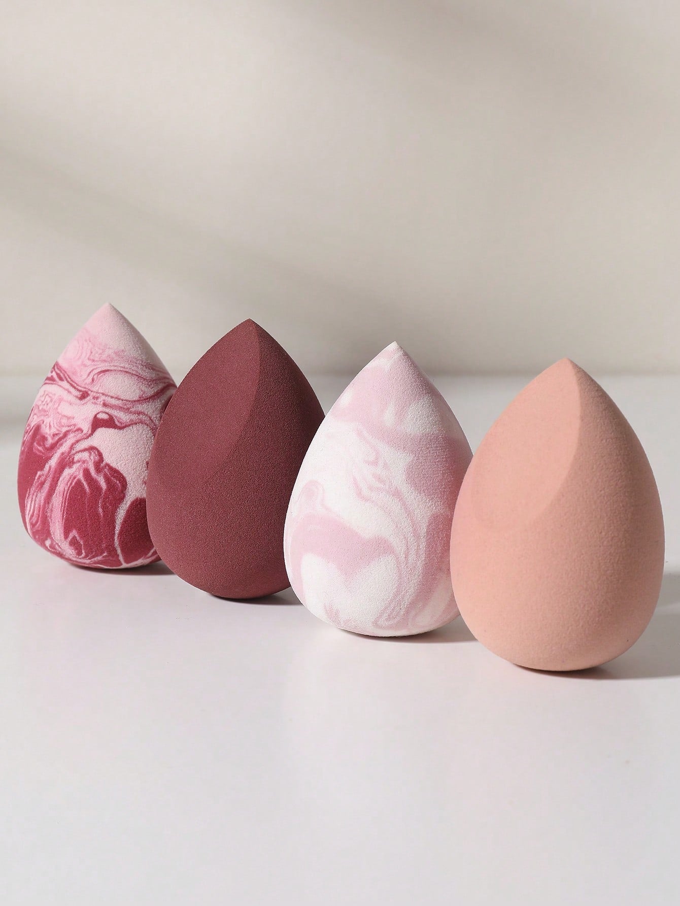 4pcs Egg-Shaped Makeup Sponge Set, Wet & Dry Dual Use, Suitable For Foundation, Concealer, Loose Powder, Portable Bedroom Vanity Travel Essential, Women's Christmas Holiday Gift, Affordable Makeup Acc