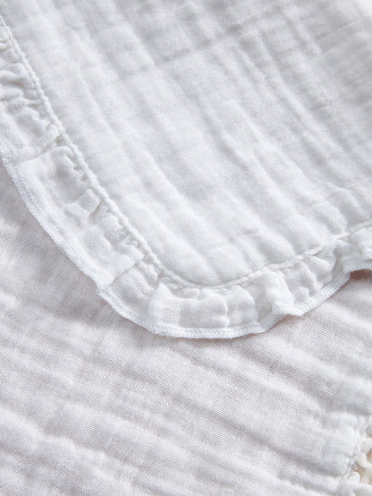 4pcs Oeko-Tex Certified Soft & Comfortable Lace Trim White Bibs/Burp Cloths, Suitable For All Seasons, Newborn & Baby Care