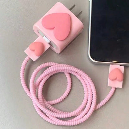 4pcs/Set Pink Heart US Standard Apple 18/20W Charger Protective Cover, Anti-Break Data Cable Protector, Pink Girly Style Protective Cover, Also Suitable As Birthday, Christmas, New Year Holiday Gift F