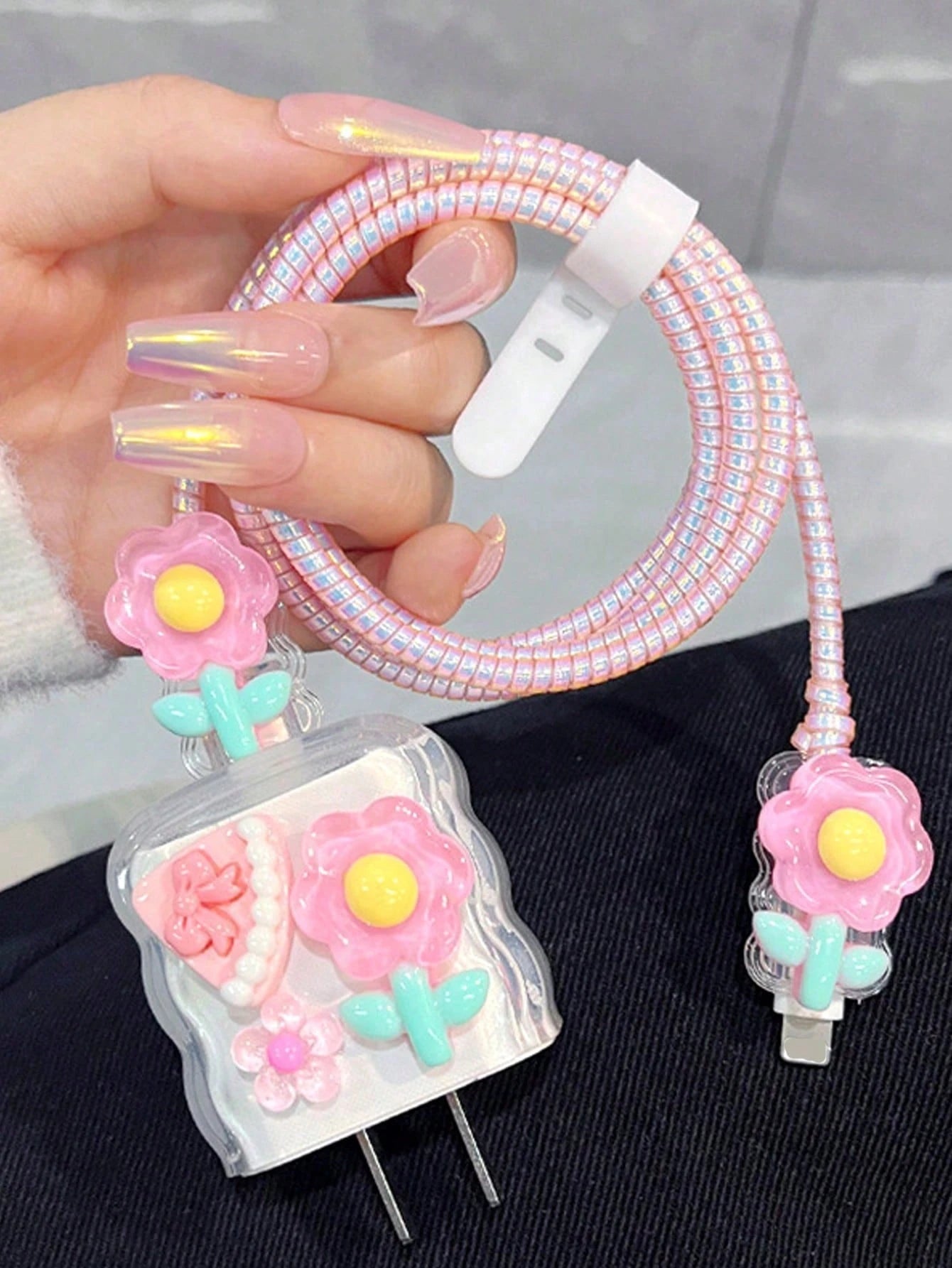 5pcs Wave Transparent Flower TPU Charging Adapter Protective Case, Compatible With Apple 18W/20W Fast Charger Cable Organizer