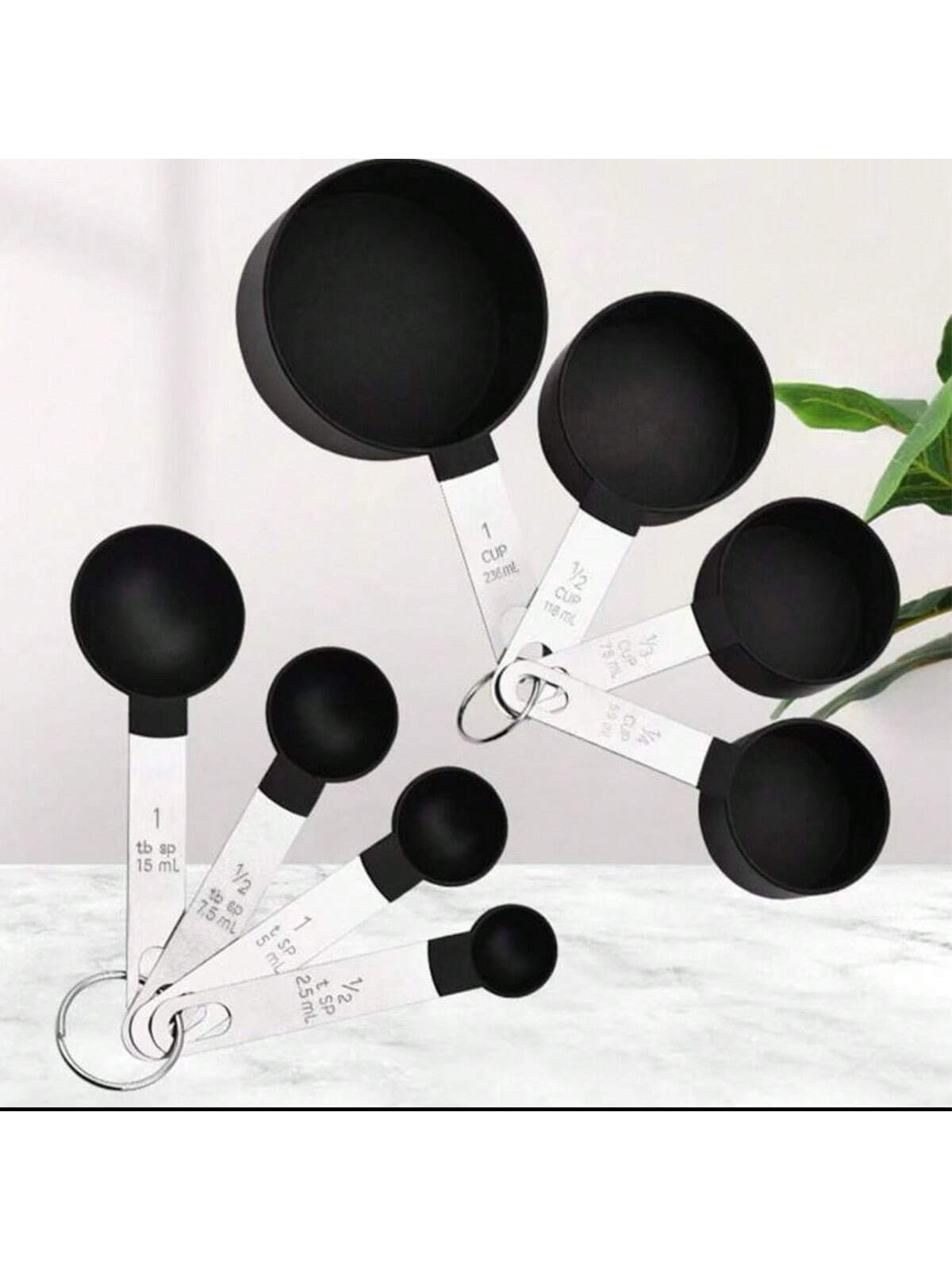 8 Pieces Kitchen Measuring Cup And Measuring Spoon