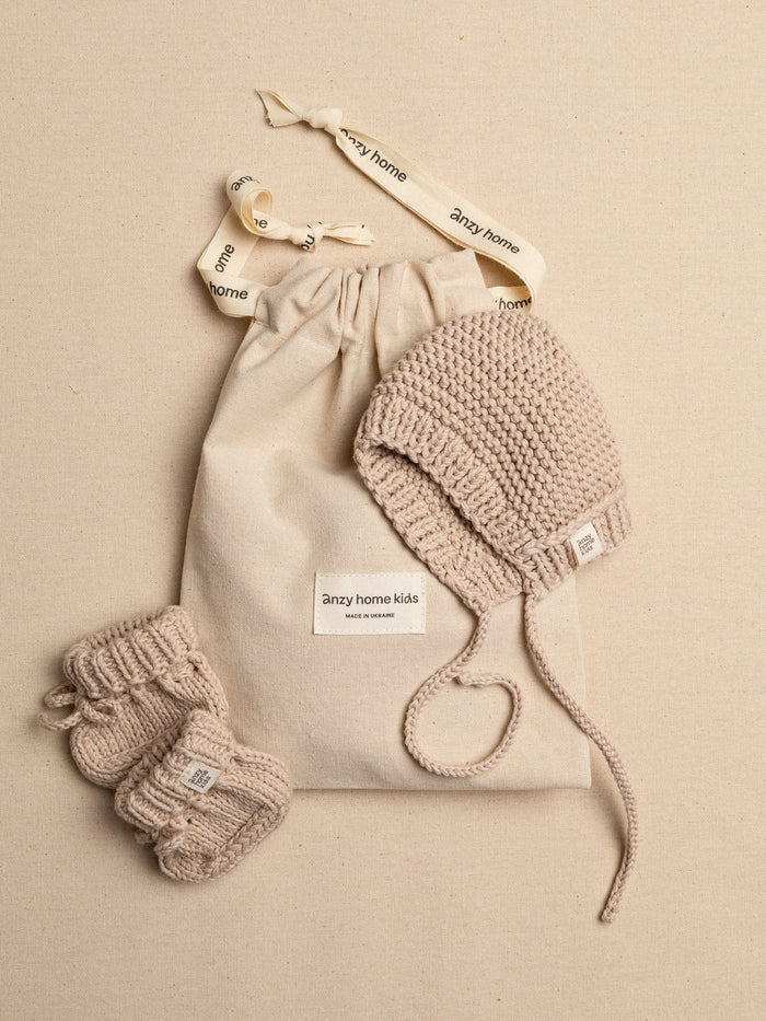 Anzy Home Boho Bonnet & Booties Set