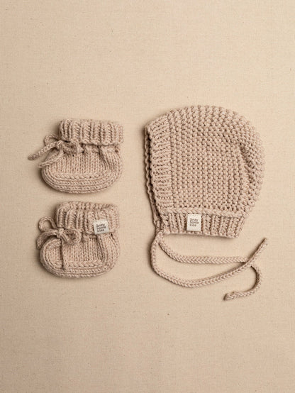 Anzy Home Boho Bonnet & Booties Set